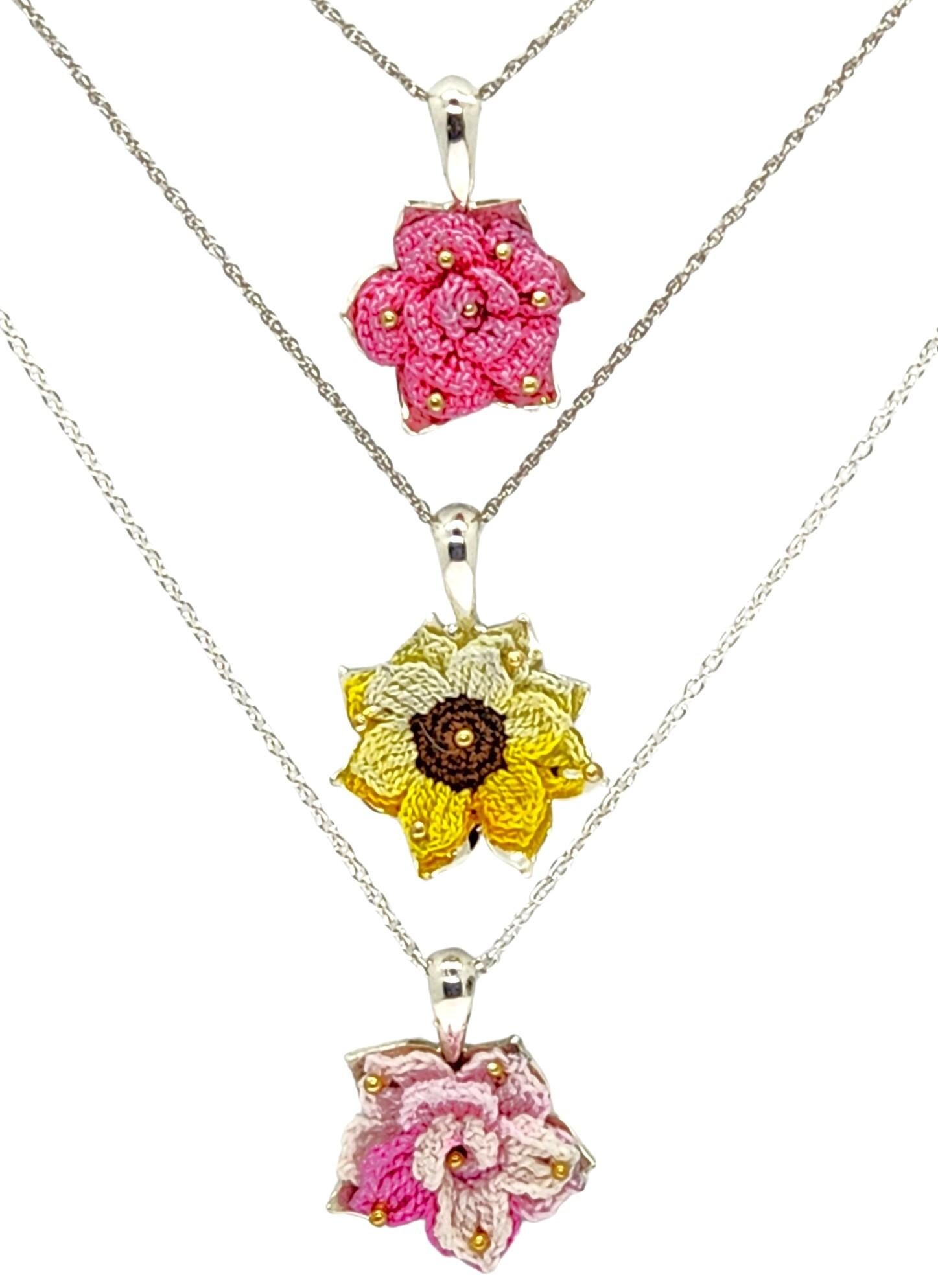 Artisan Hand Knit Flower Necklace in Handmade Sterling Silver and 14KY Gold Setting #2 For Sale