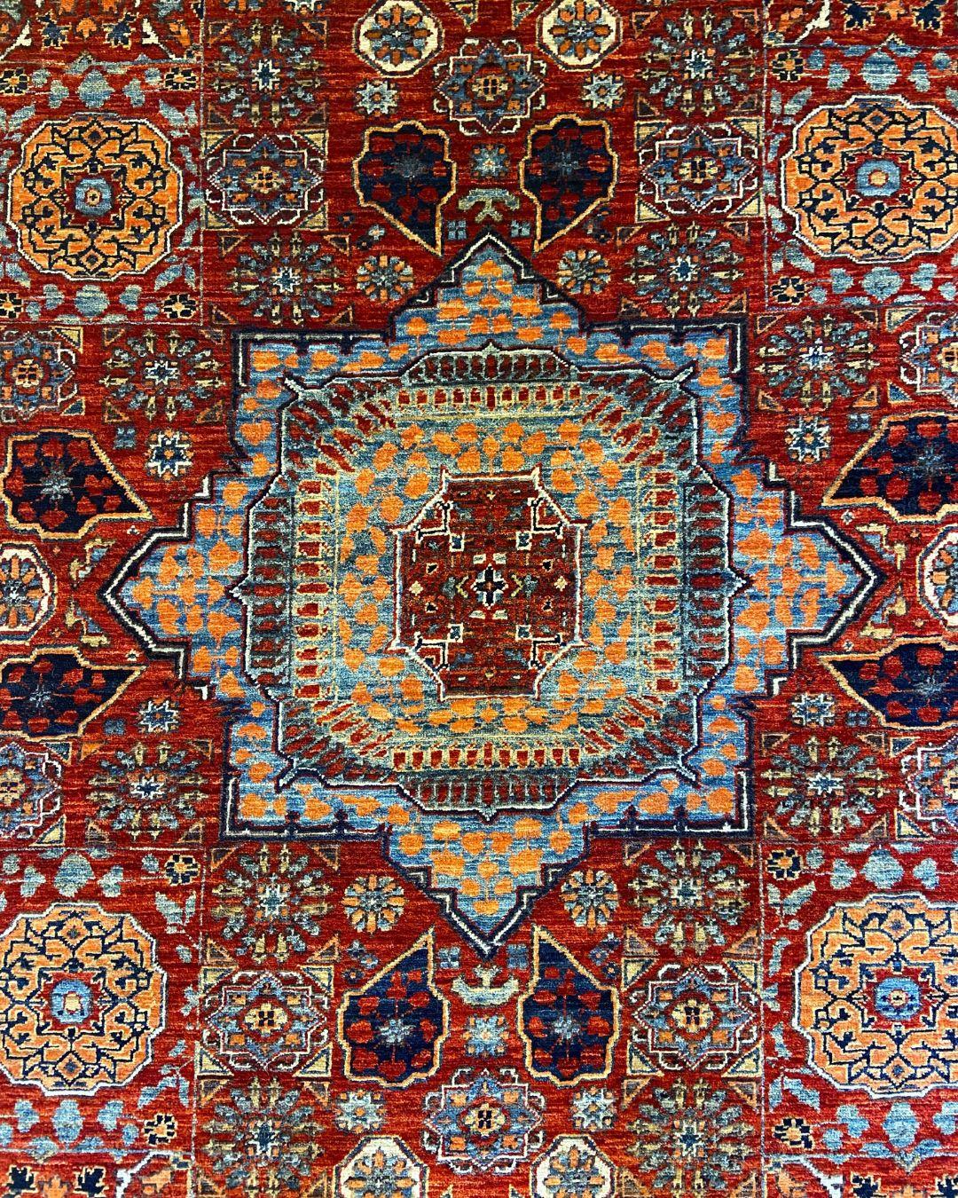 XXIe siècle et contemporain Tapis afghan 4' x 6' noué à la main avec motif de médaillon en laine rouge et indigo en vente