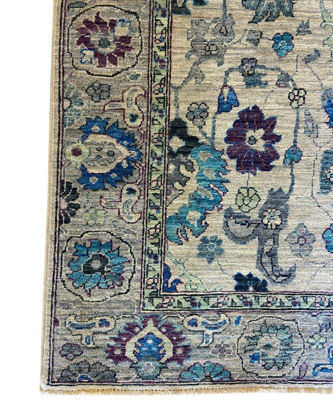 Tintura vegetale Tappeto persiano 4' x 6' annodato a mano in morbida lana biologica Sage, blu e prugna in vendita