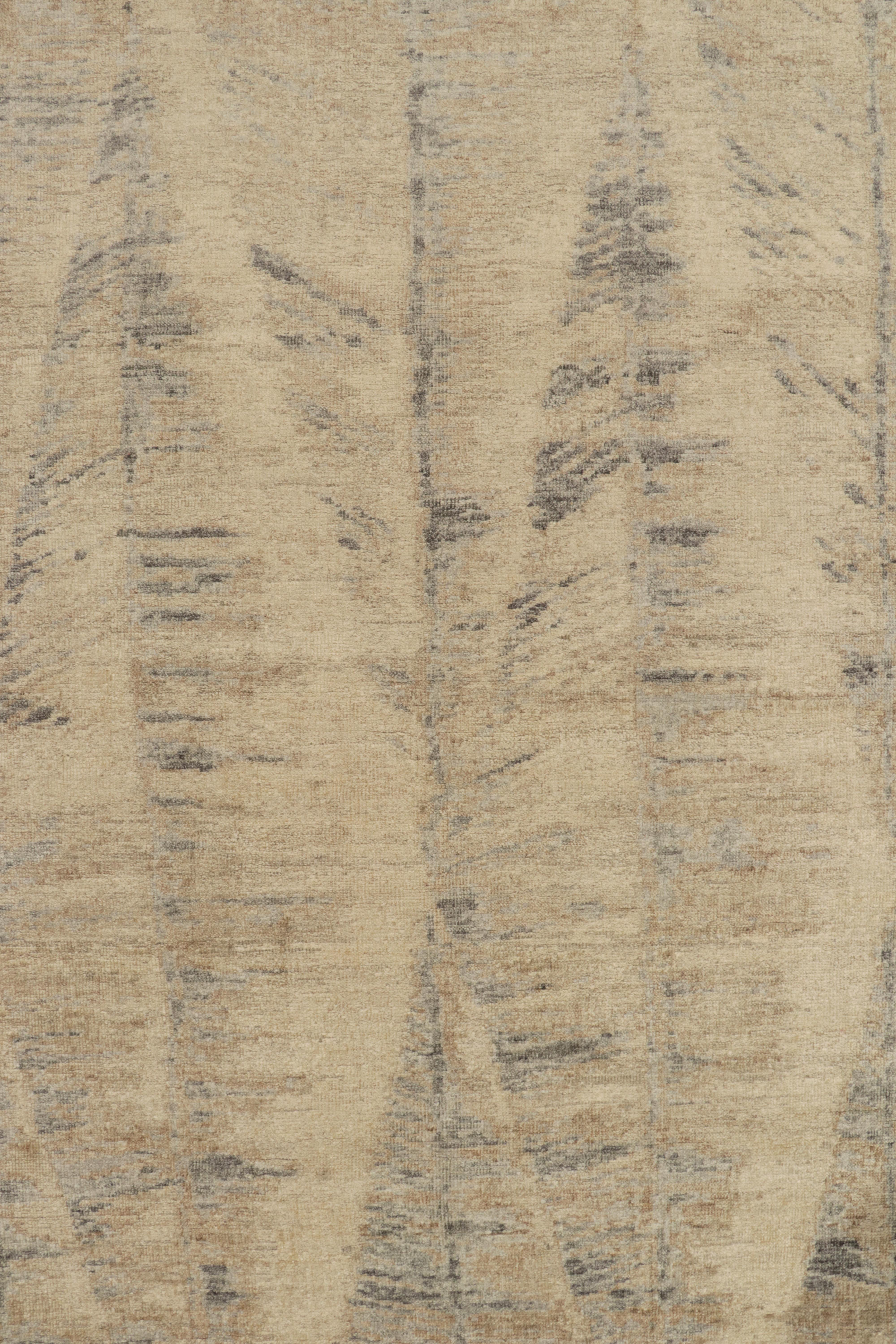 Abstrakter Teppich von Rug & Kilim in Beige, Grau und Blau mit geometrischem Muster (Handgeknüpft) im Angebot