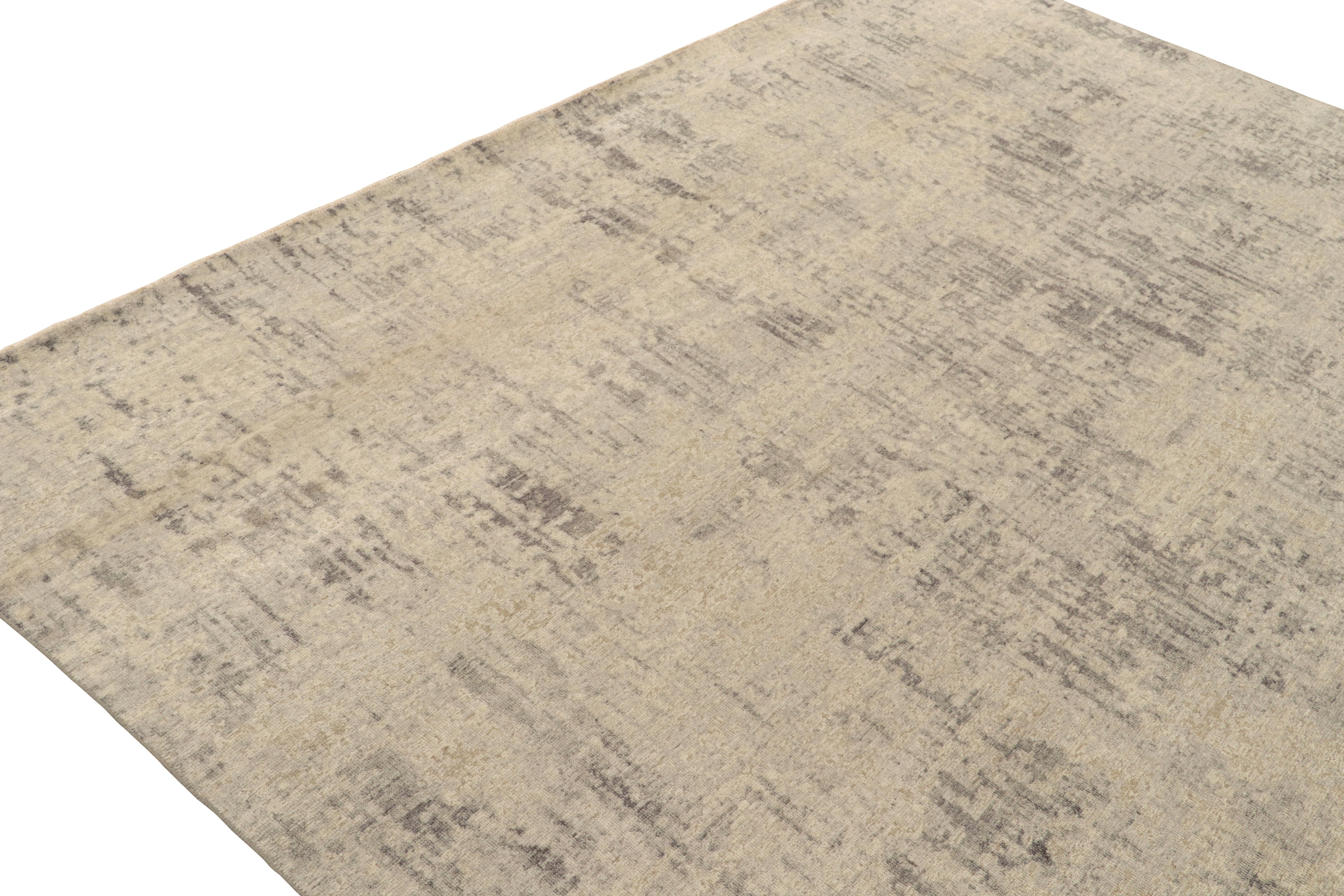 Indian Rug & Kilim’s Abstract Rug In Greige And Taupe Striae For Sale