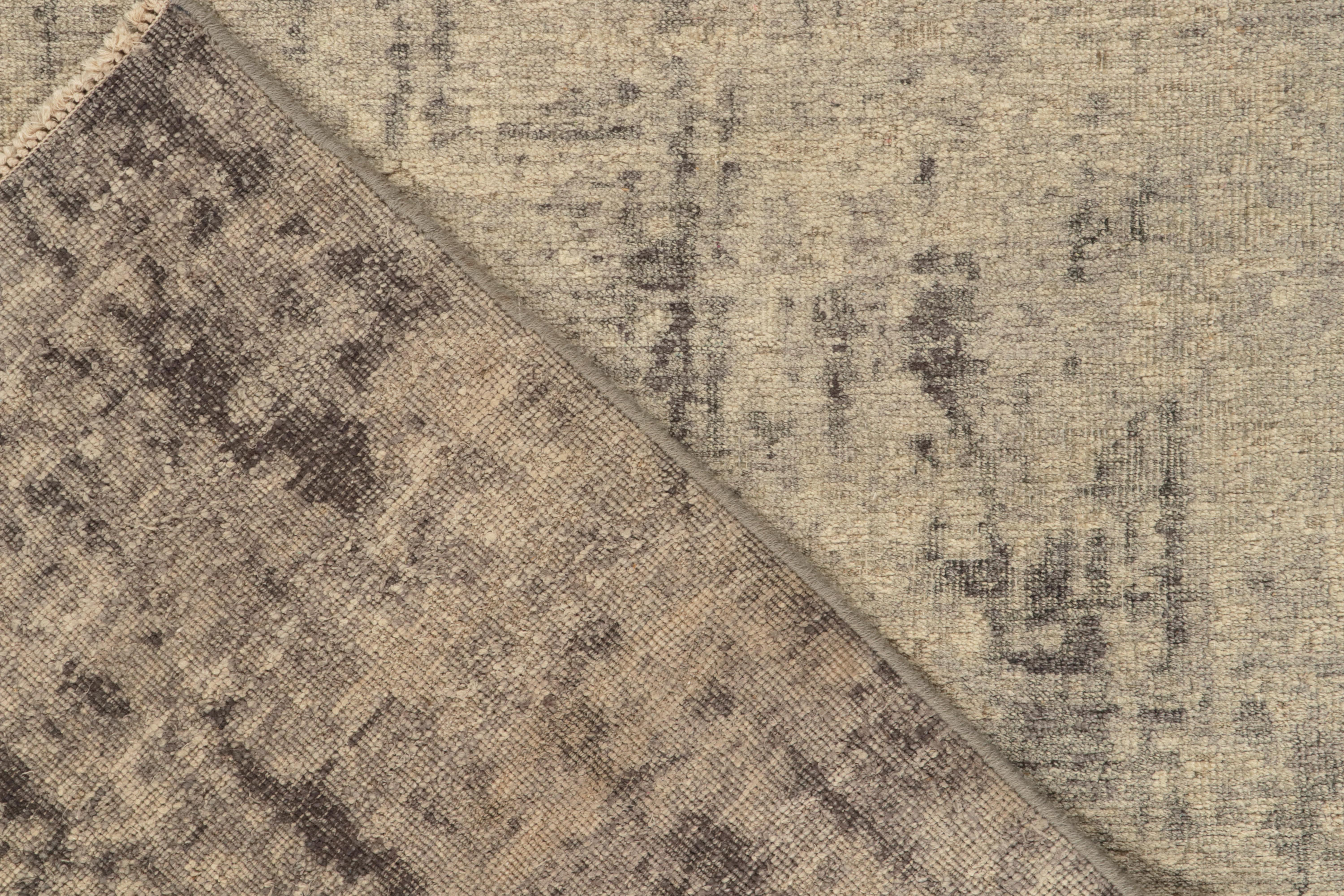 Contemporary Rug & Kilim’s Abstract Rug In Greige And Taupe Striae For Sale