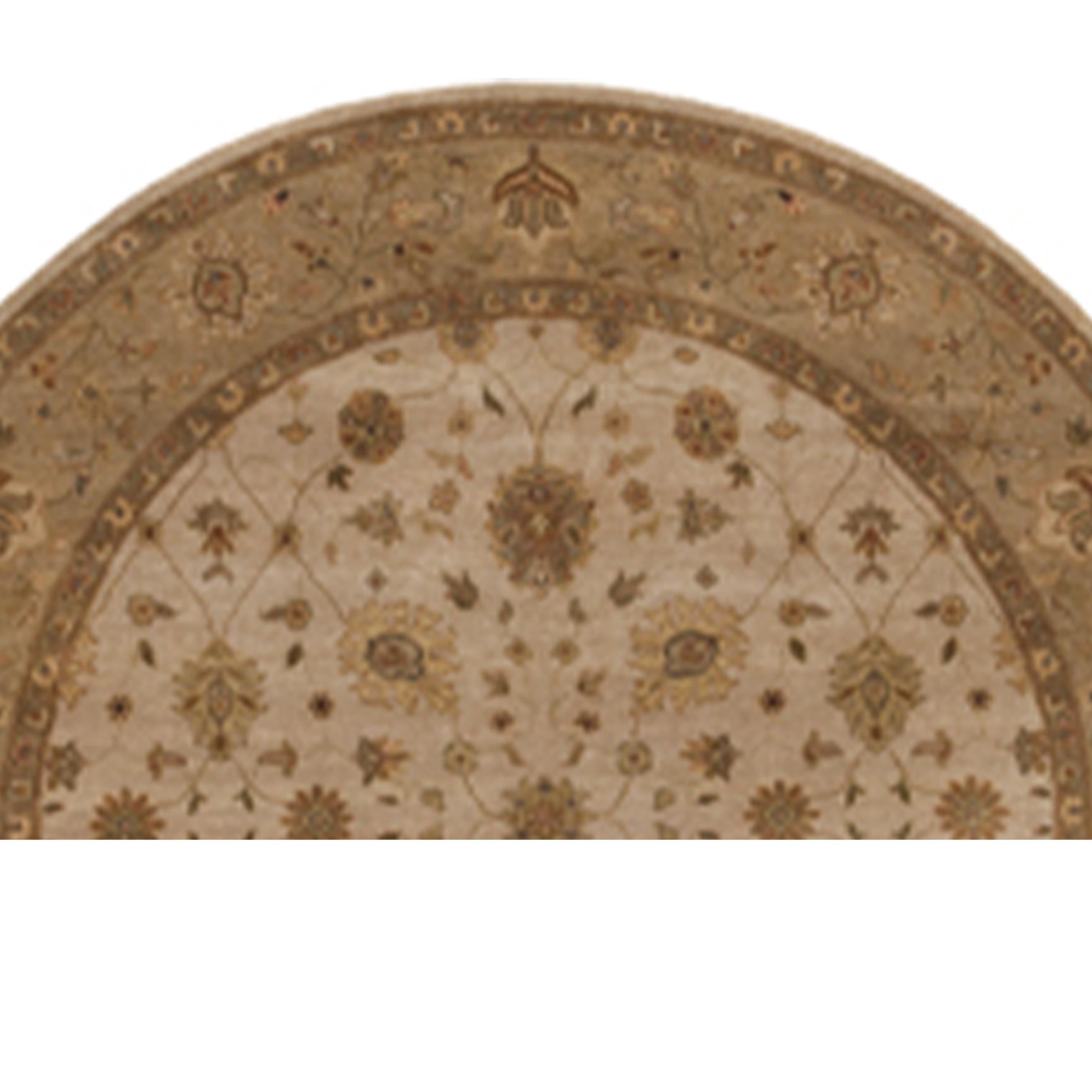 Indian Luxury Traditional Hand-Knotted Amritsar Sultanabad Ivory/Beige 12X12 Round Rug For Sale