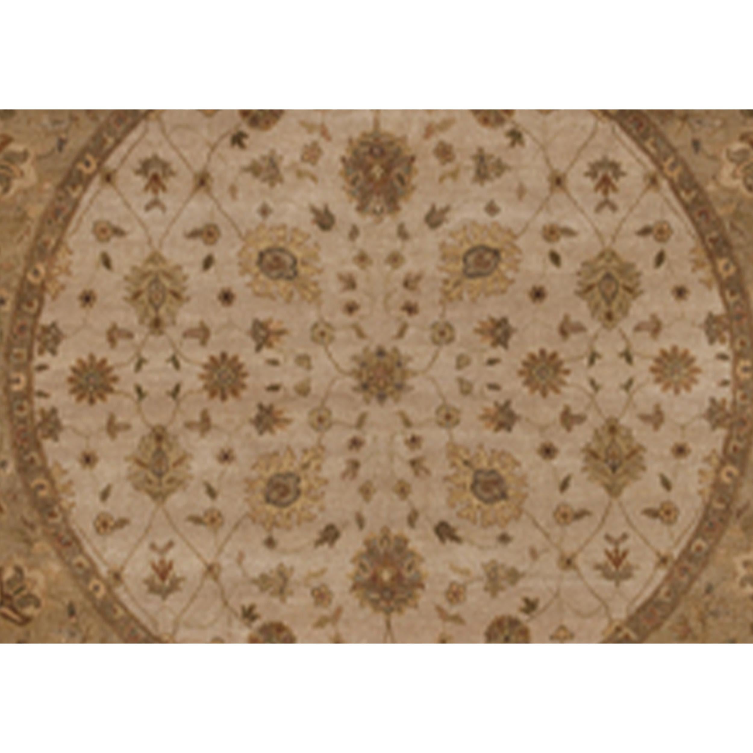 Luxury Traditional Hand-Knotted Amritsar Sultanabad Ivory/Beige 12X12 Round Rug In New Condition For Sale In Secaucus, NJ