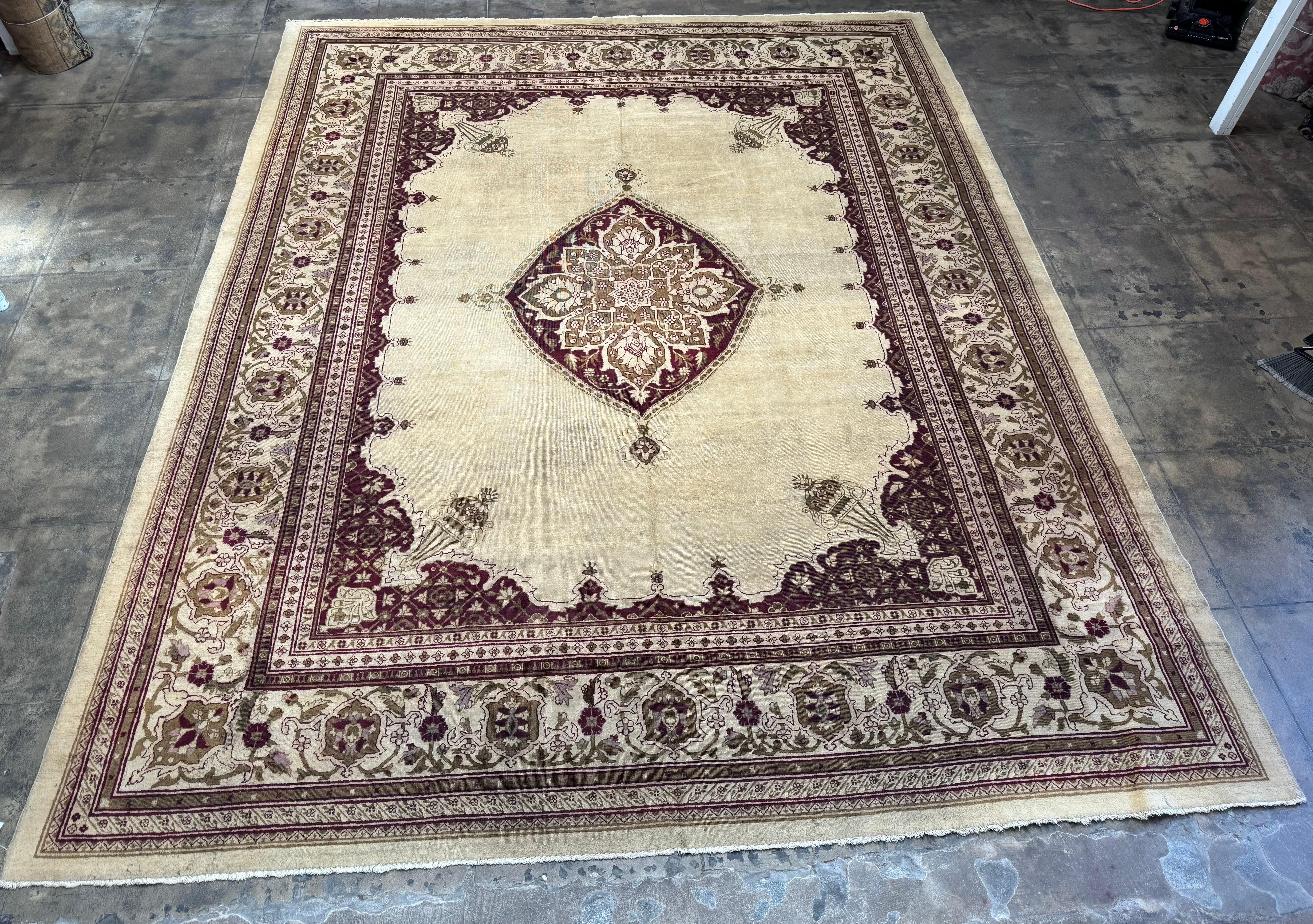 Lana Tappeto in lana di Amritsar annodato a mano - 14,9' x 11,10' in vendita