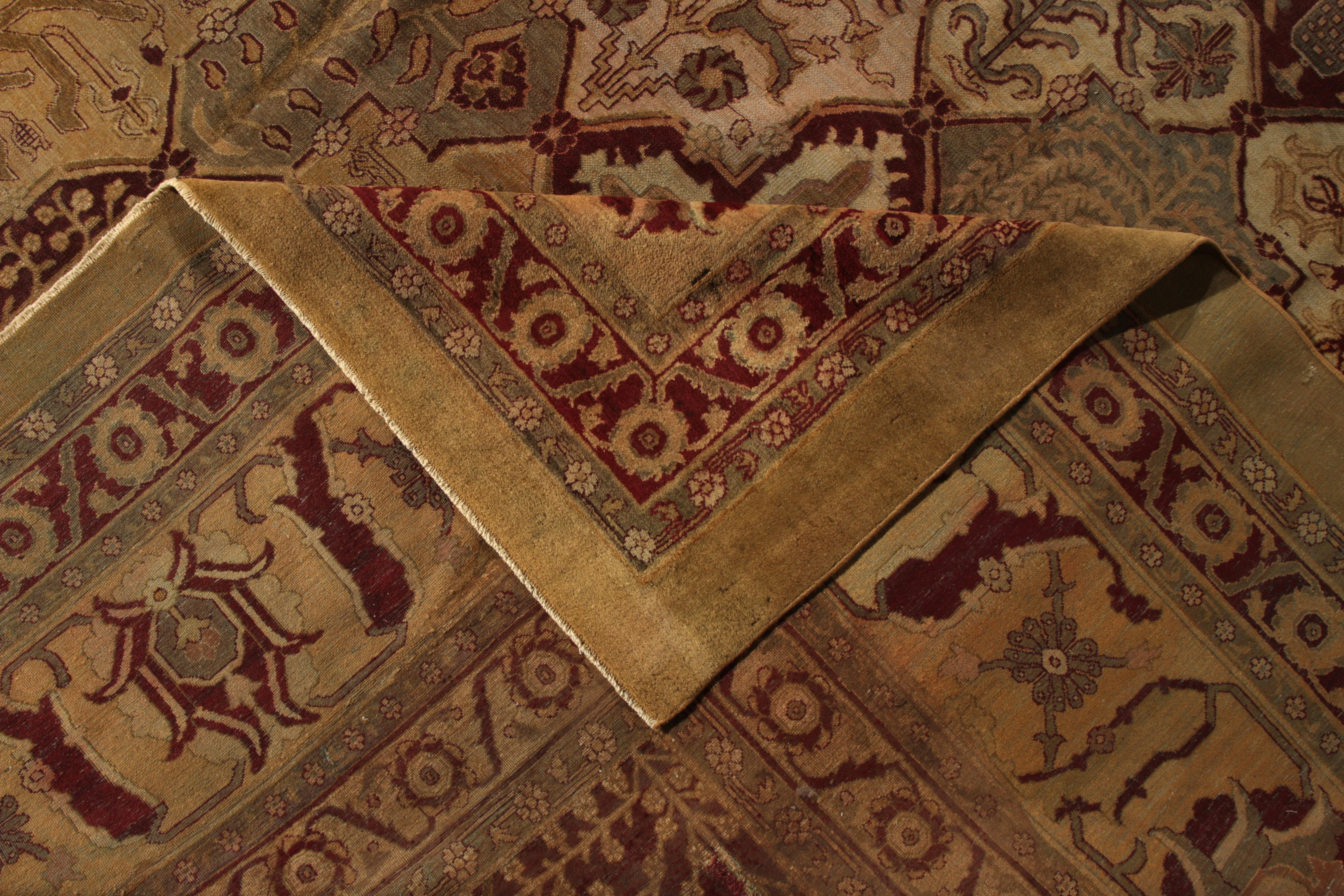 Antiker Amritsar-Teppich mit goldrotem, geblümtem Muster von Rug & Kilim im Zustand „Gut“ im Angebot in Long Island City, NY