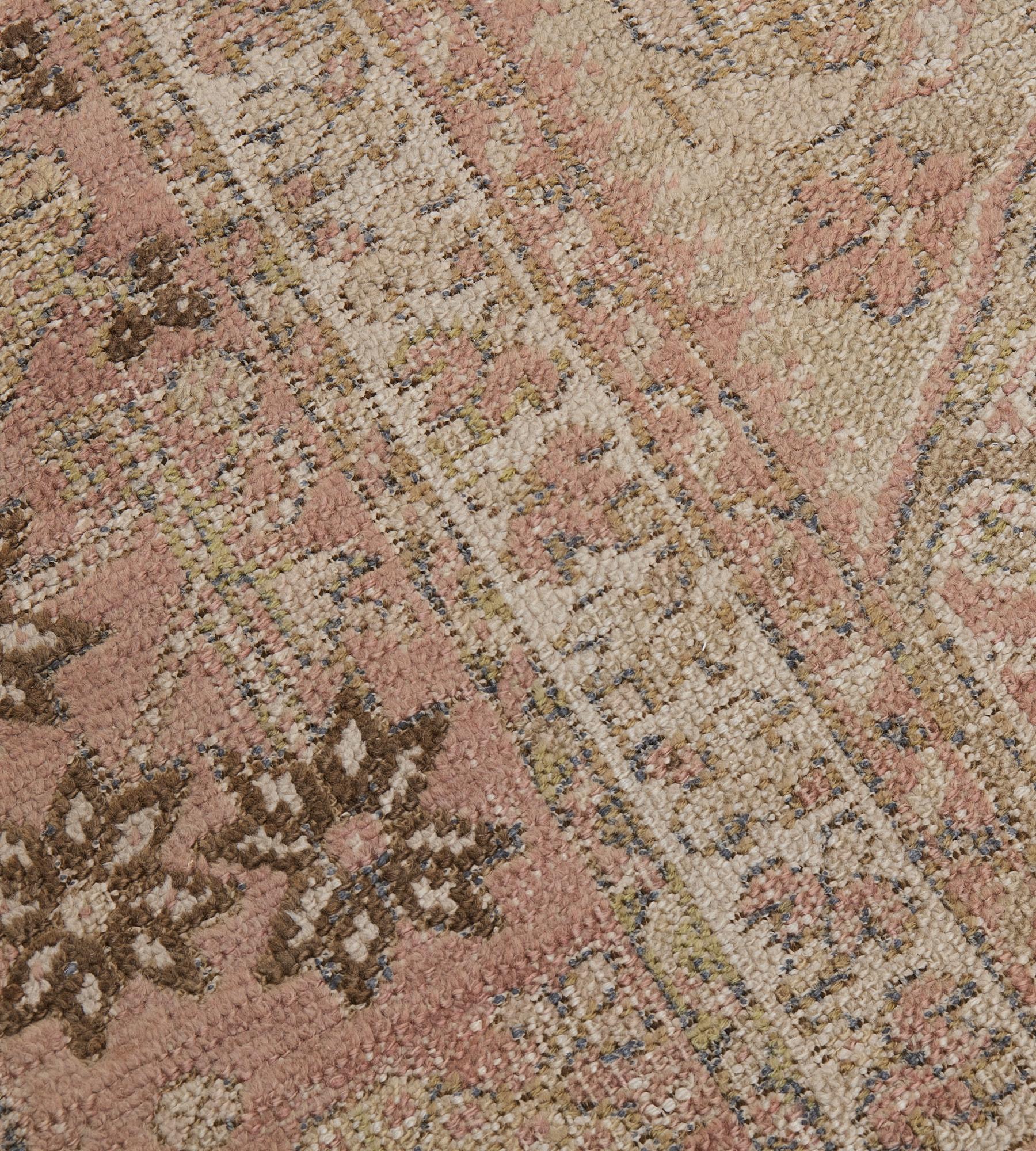 Hand-Knotted Antique Circa-1880 Salmon-Pink Ghordes Runner For Sale 4