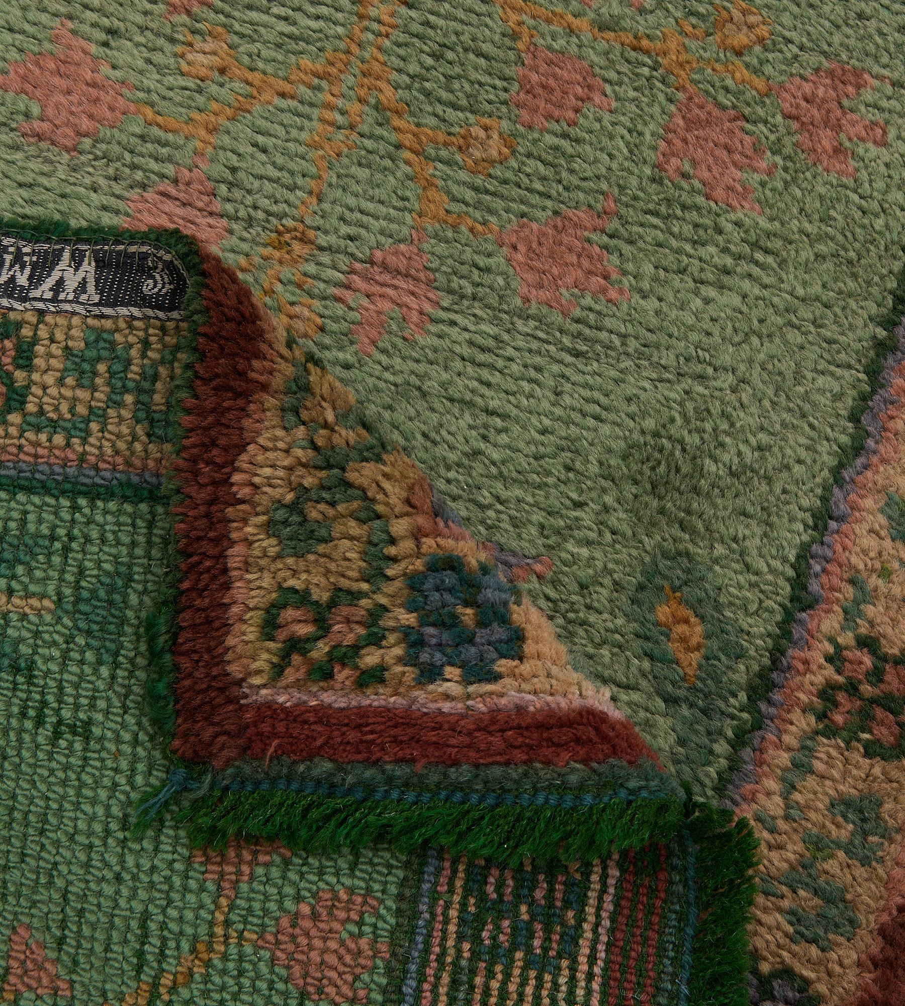 Hand-Knotted Antique Circa-1910 Wool Floral Irish Donegal Runner For Sale 4
