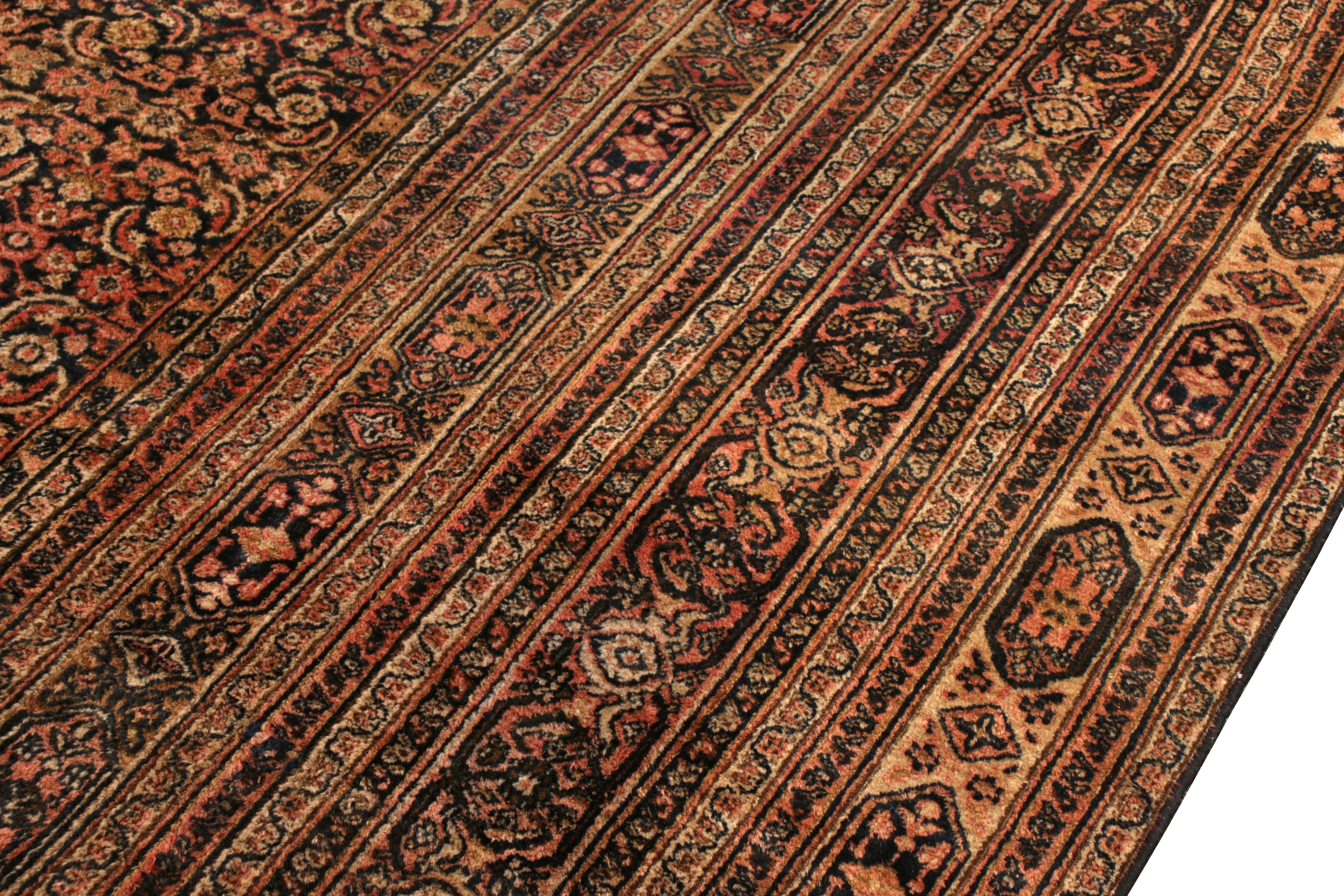 Late 19th Century Hand-Knotted Antique Doroksh Persian Rug All Over Pattern For Sale