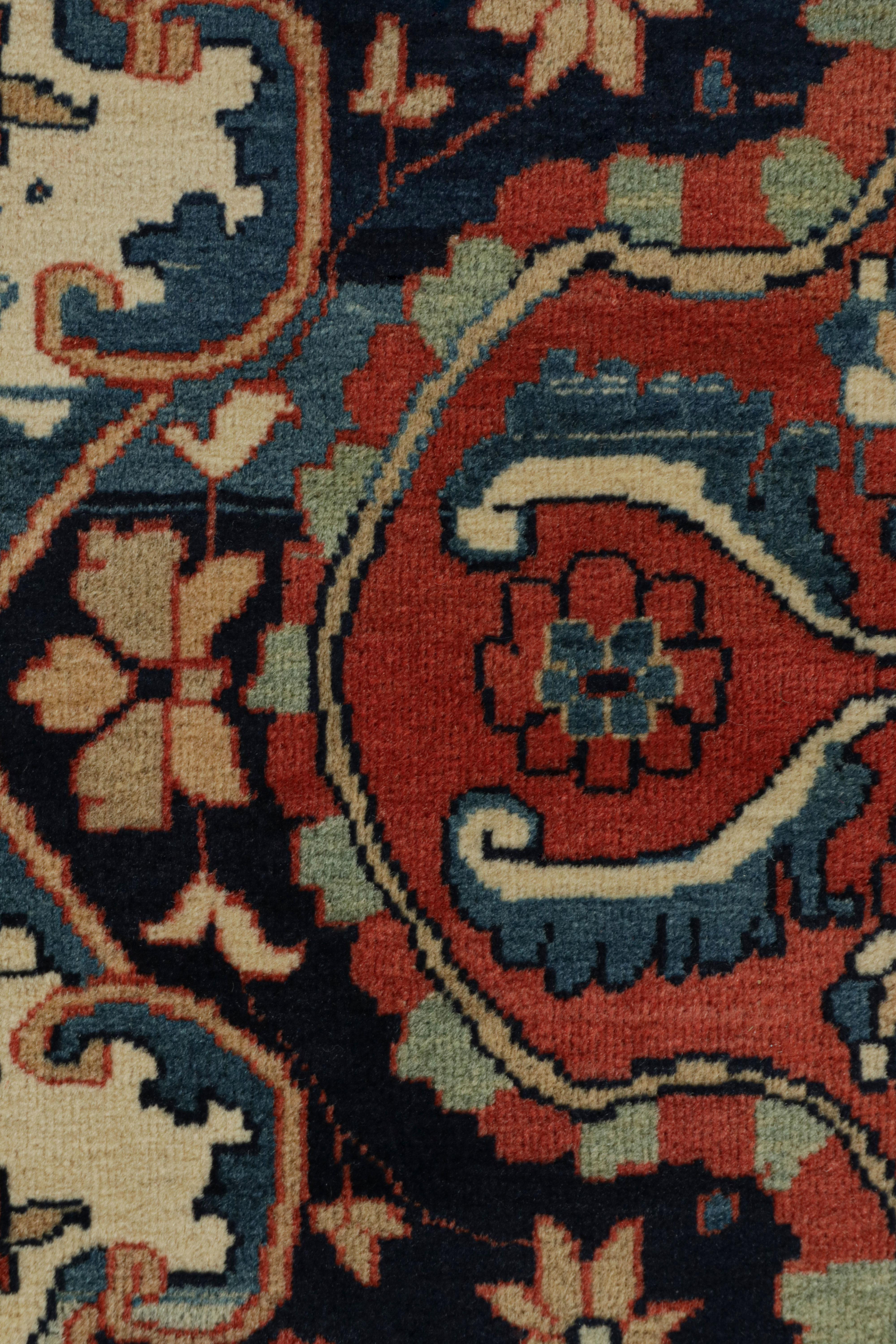 Runner Farahan antico annodato a mano con motivo a medaglione beige di Rug & Kilim In condizioni buone in vendita a Long Island City, NY