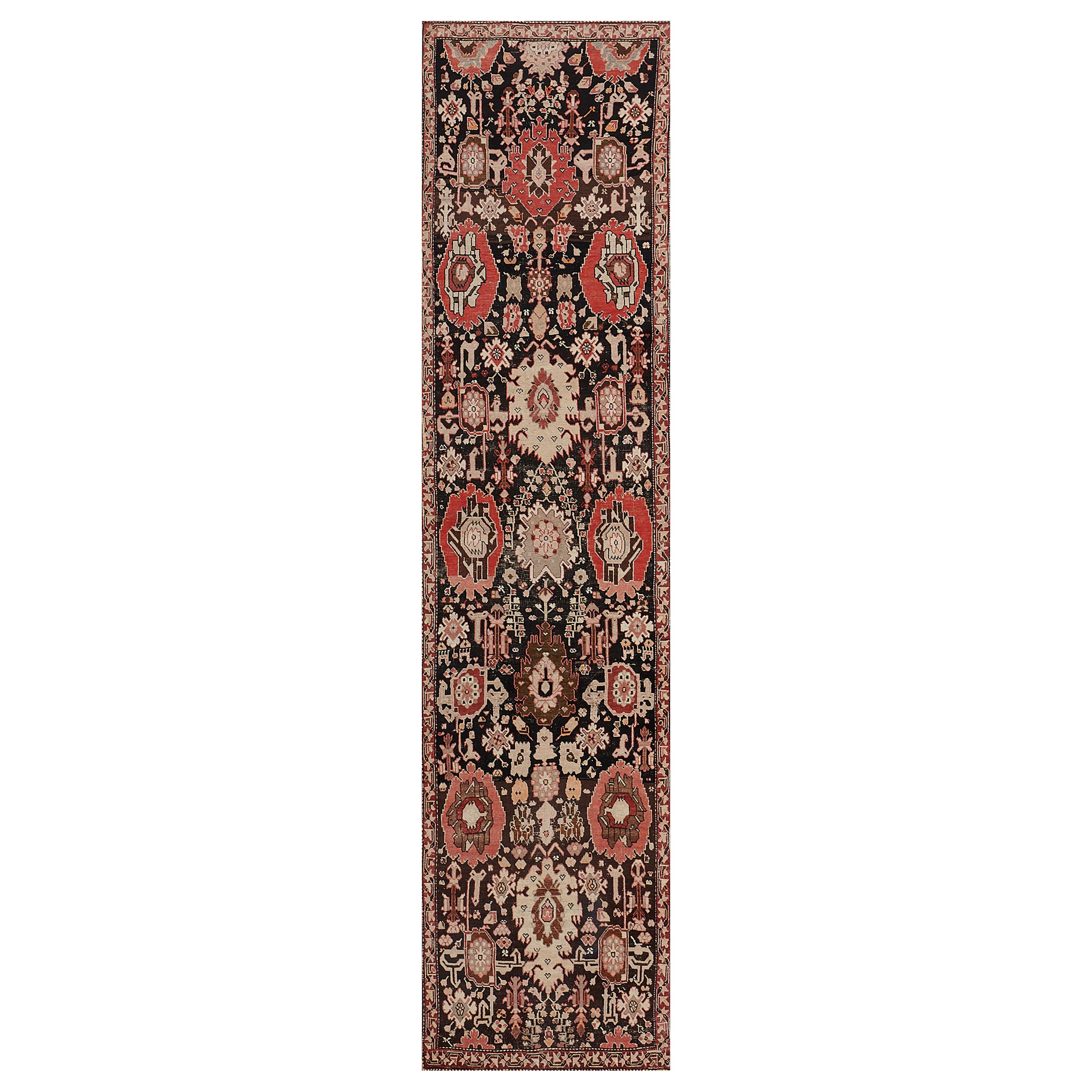 Runner antico floreale di Karabagh annodato a mano, CIRCA 1890
