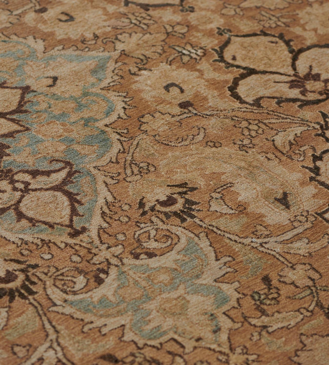 Hand-knotted Antique Floral Persian Khorassan Rug For Sale 1