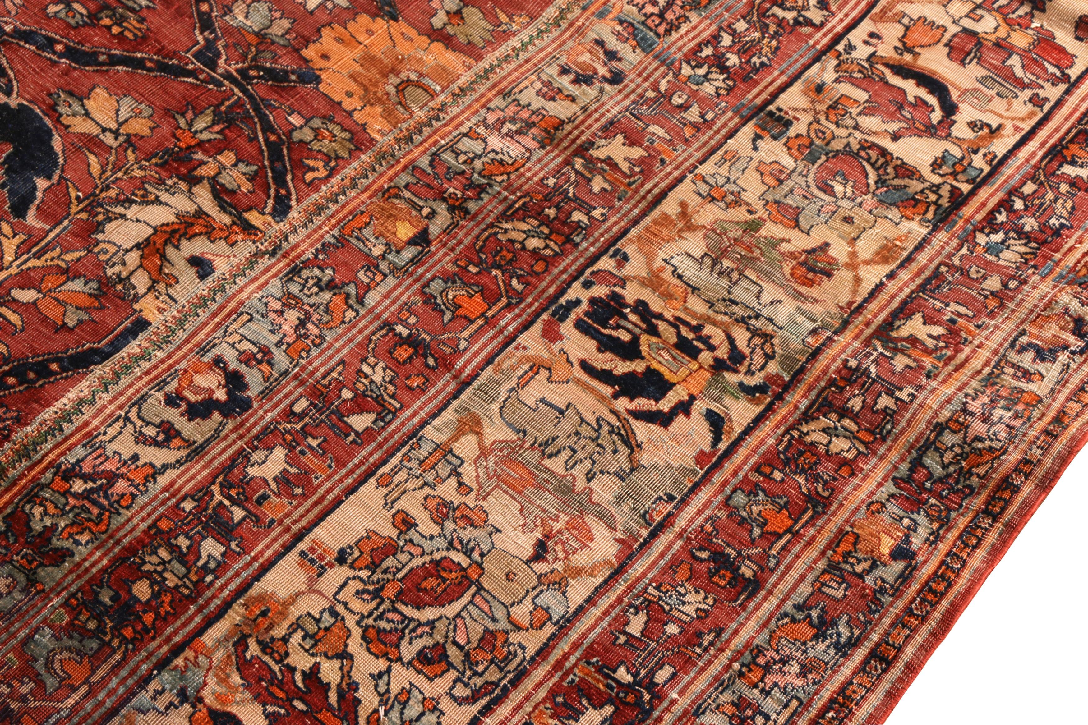 Hand-Knotted Antique Heriz Persian Style Rug in Red Floral Pattern In Good Condition For Sale In Long Island City, NY