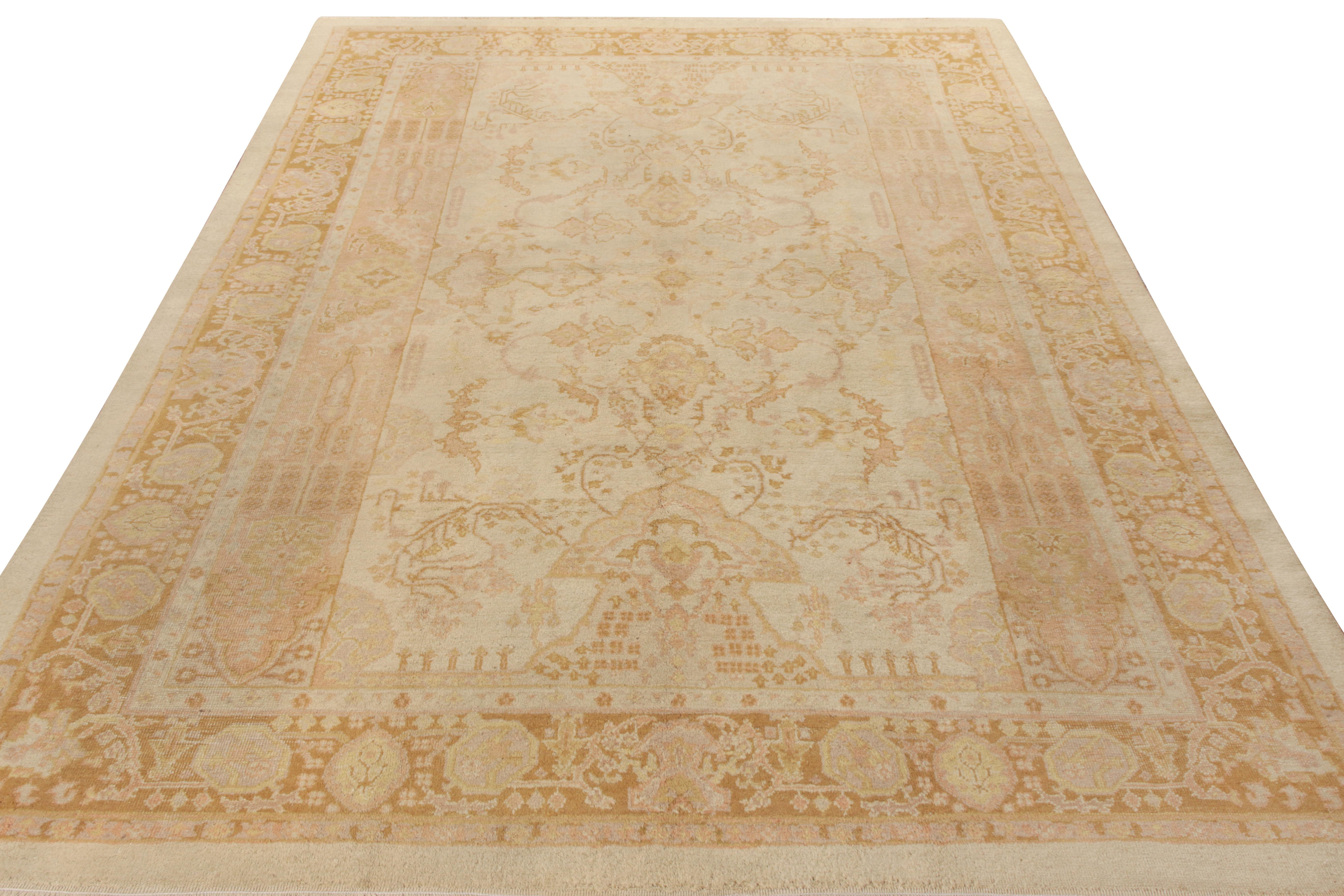 An 8x11 antique Amritsar from Rug & Kilim’s Antique & Vintage Indian rug collection. The rug originates from the colonial Indian era of the 1920s and presents itself as a masterpiece of Indian craftsmanship, bearing a subtle English influence in its