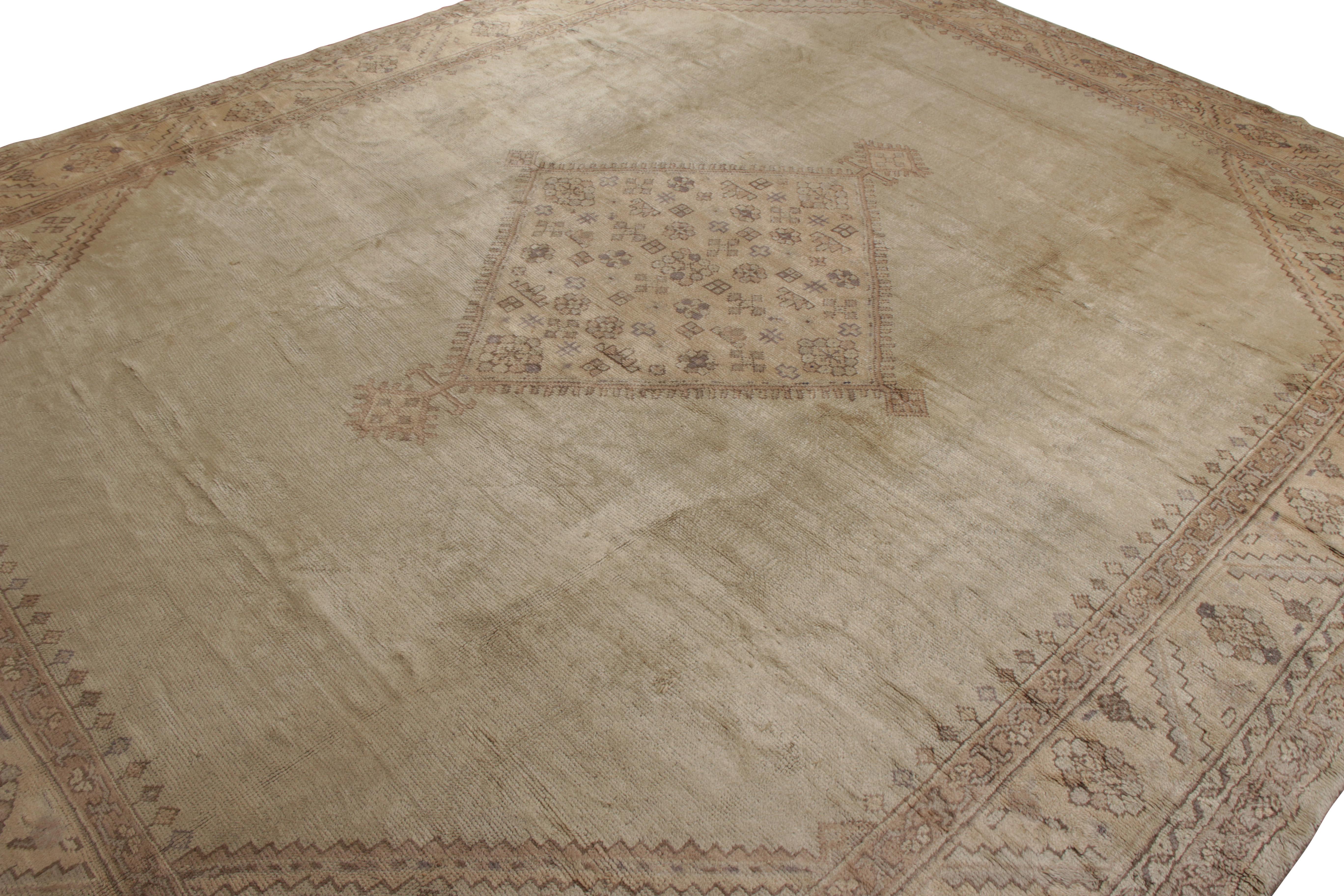 Hand-Knotted Antique Oushak Rug in Beige Medallion Pattern by Rug & Kilim In Good Condition For Sale In Long Island City, NY