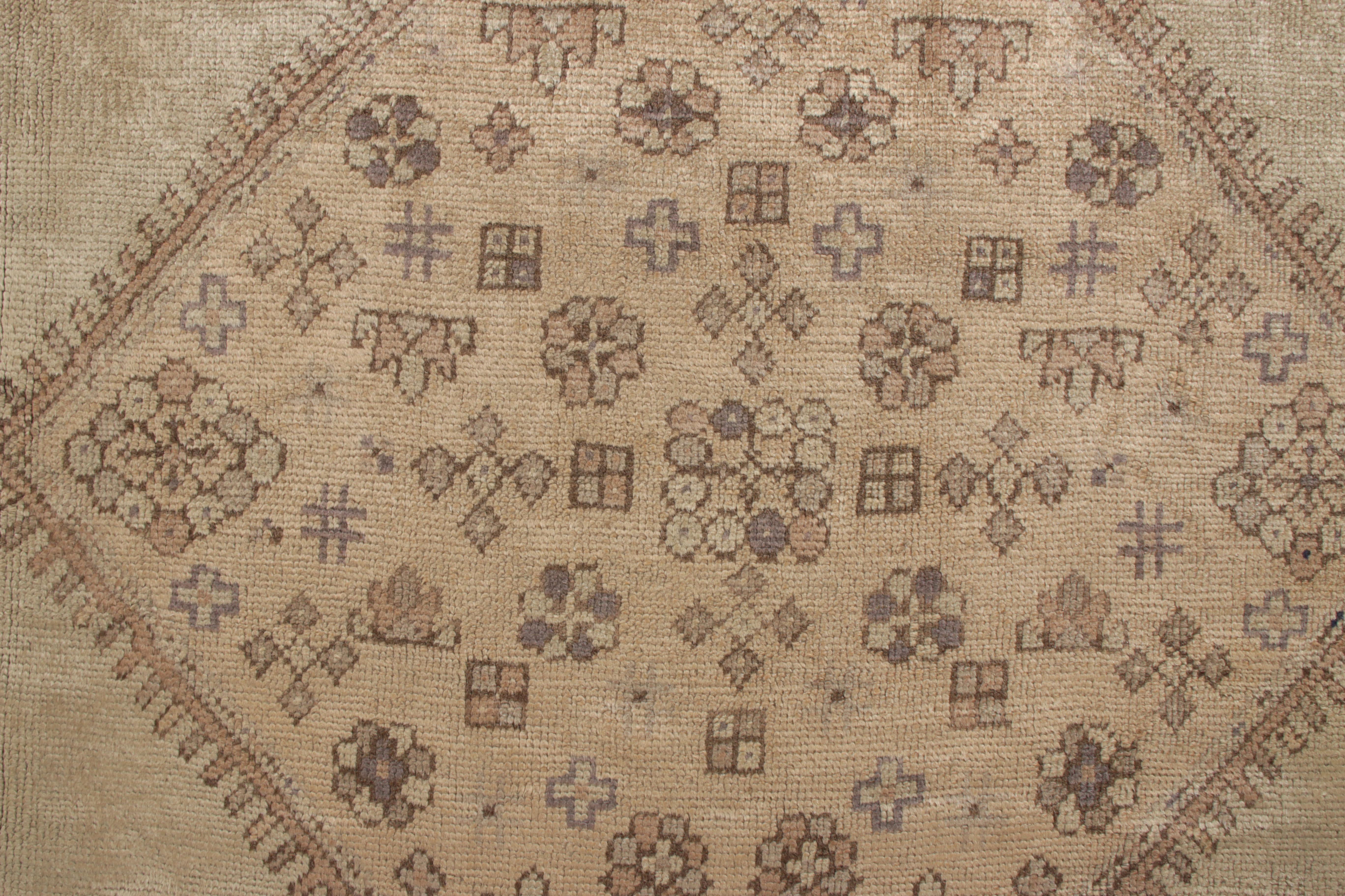 Late 19th Century Hand-Knotted Antique Oushak Rug in Beige Medallion Pattern by Rug & Kilim For Sale