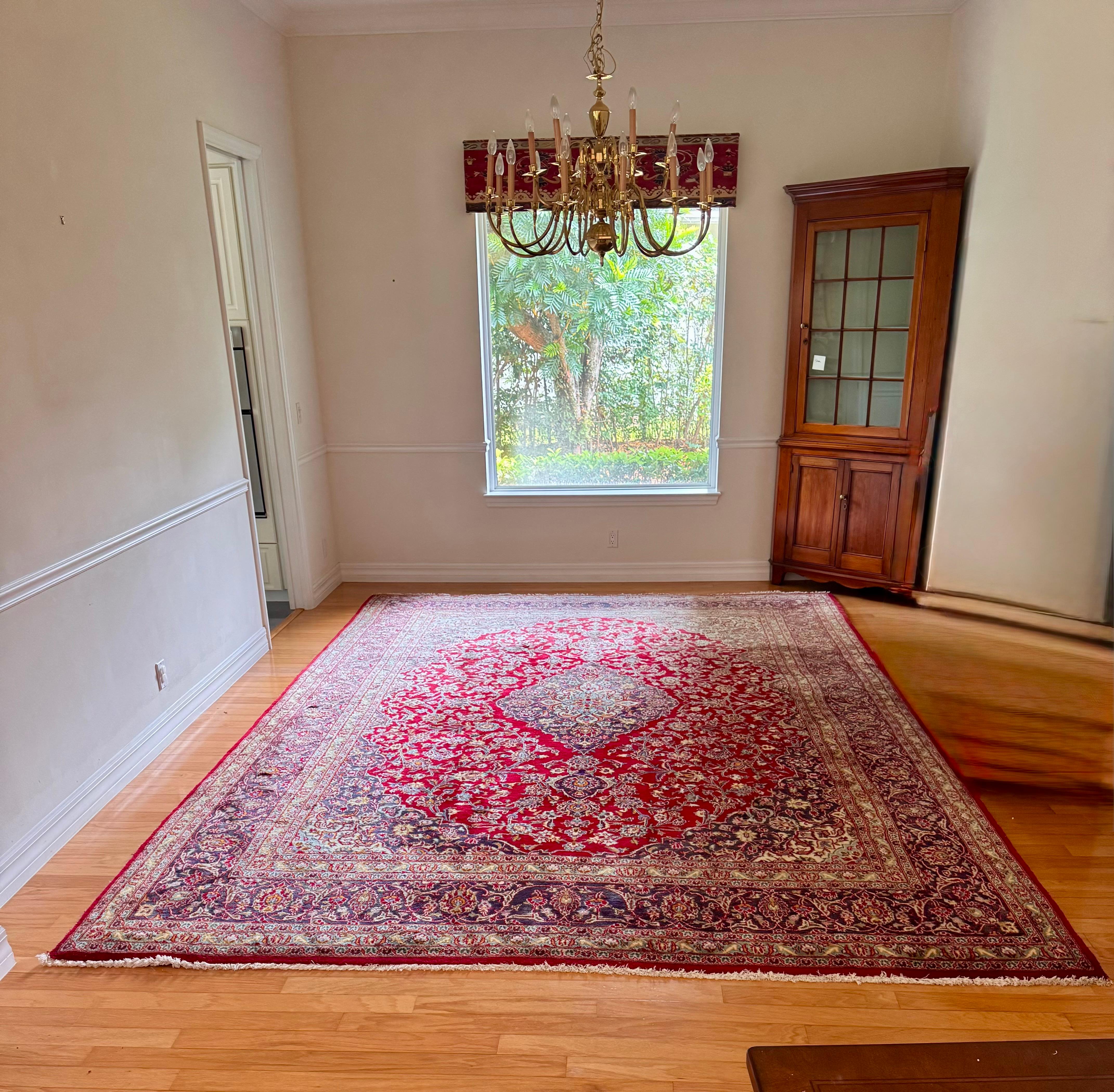Tapis persan ancien noué à la main en vente 3