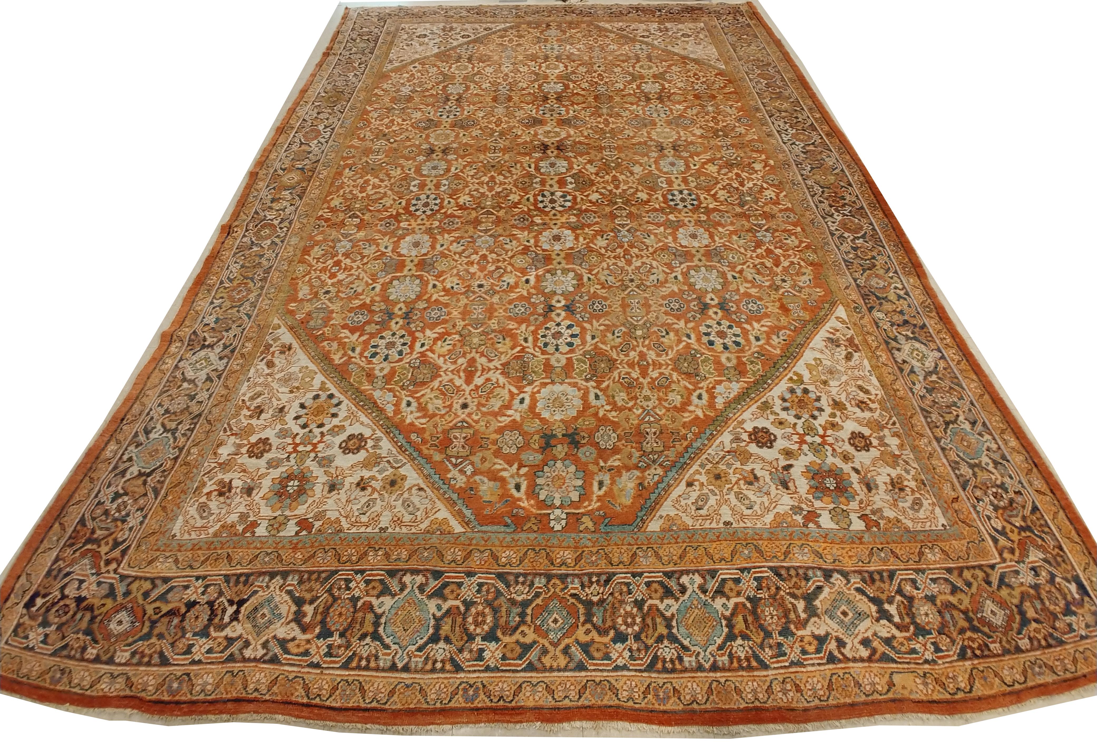 Hand Knotted Antique Persian Sultanabad Carpet, circa 1900 4