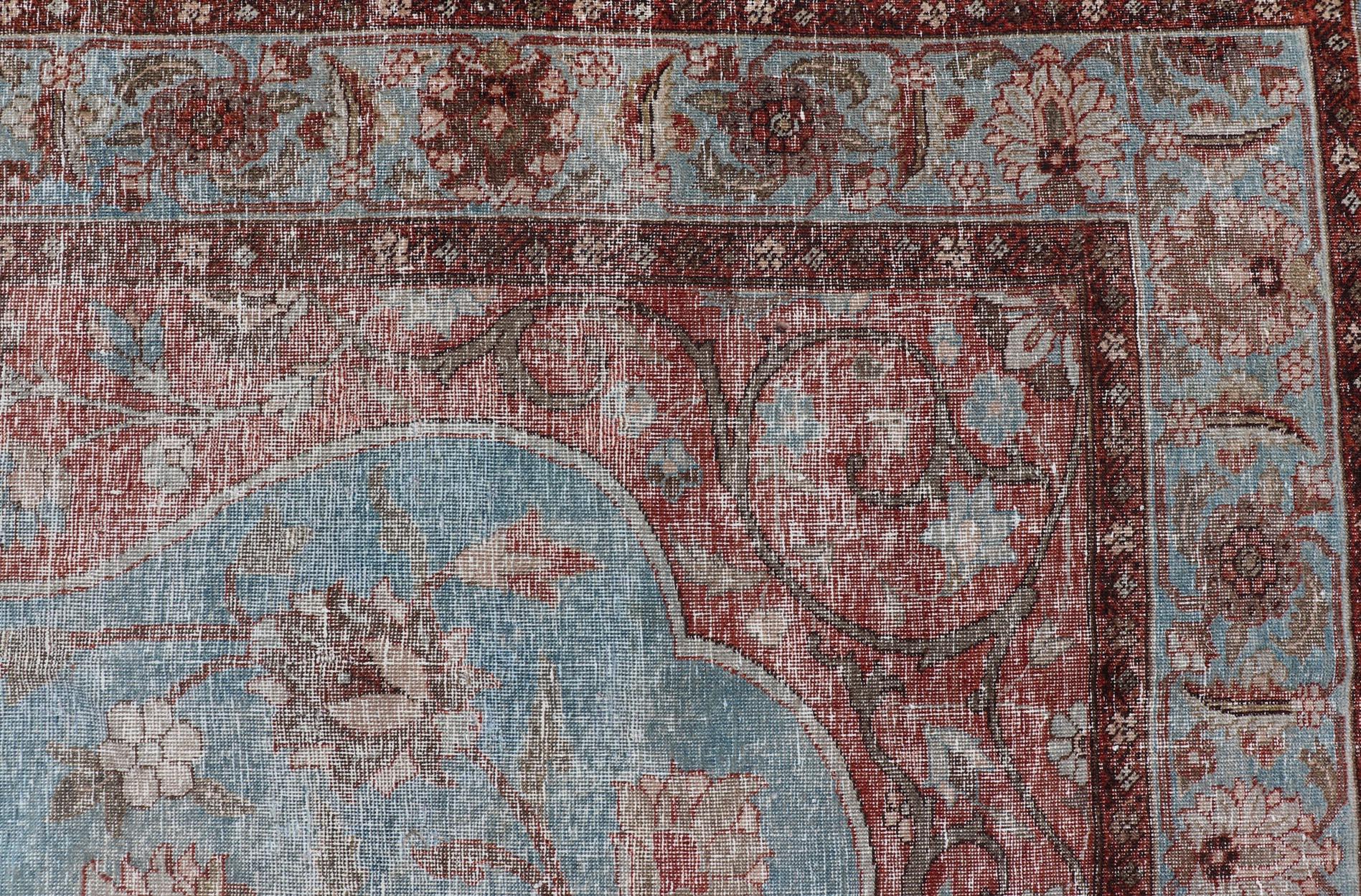 20th Century Hand-Knotted Antique Persian Tabriz Khoy Rug in Wool with Large Floral Design For Sale
