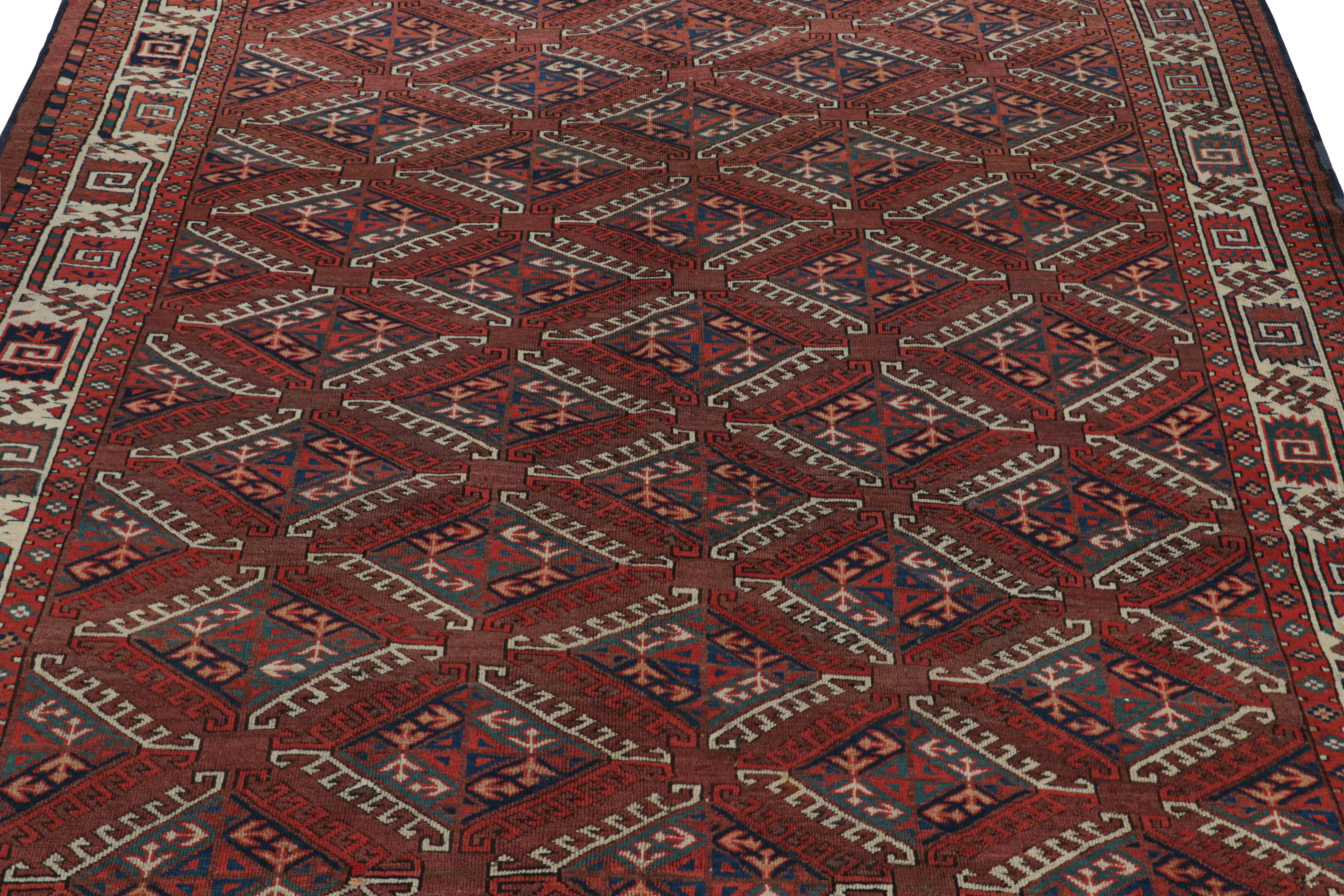 Handgeknüpfter antiker russischer Teppich in rotem, weißem Stammesmuster von Teppich & Kelim (Stammeskunst) im Angebot