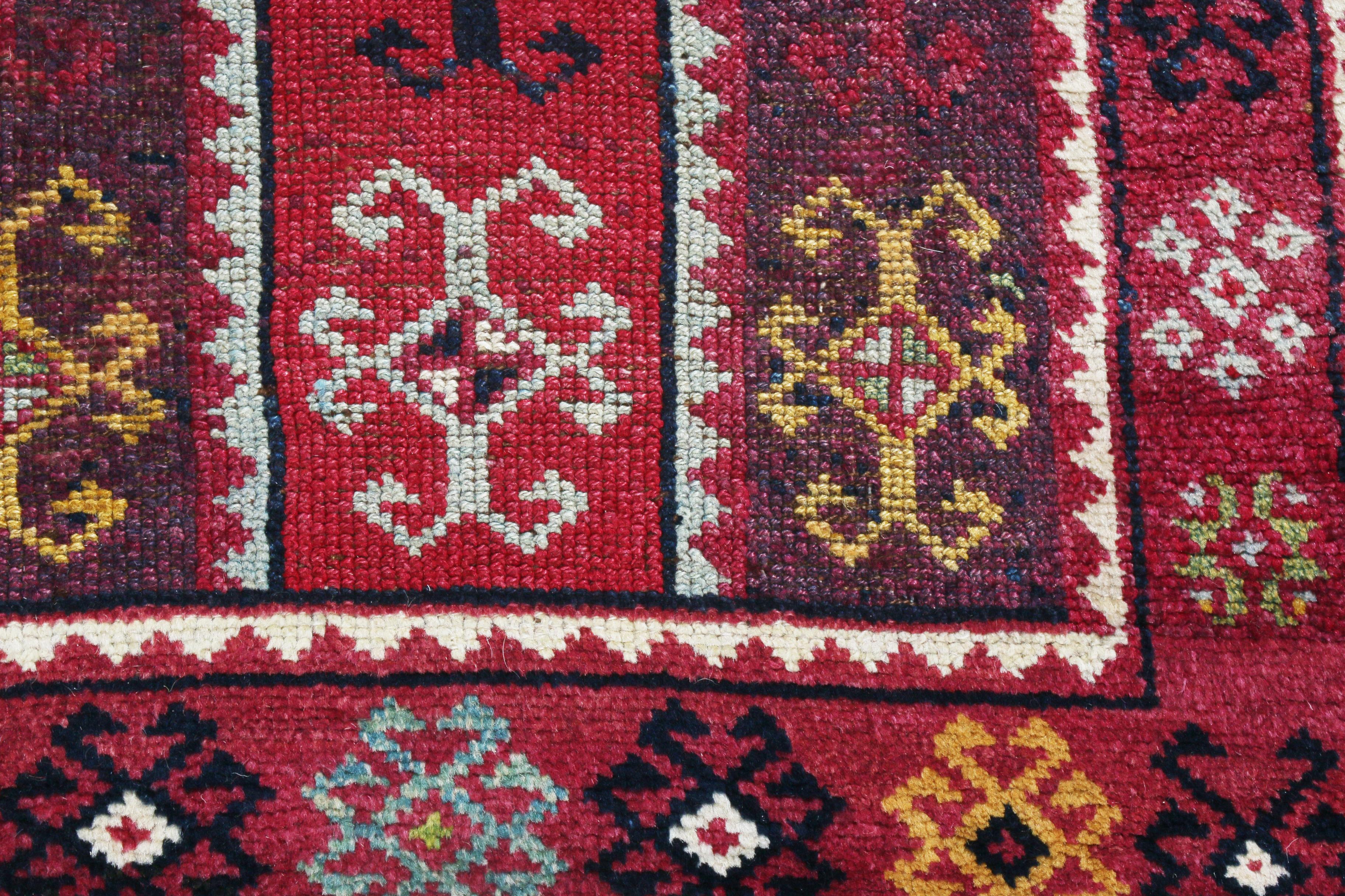 Handgeknüpfter antiker Sivas-Teppich in Allover-Rot mit geometrischem Muster von Teppich & Kelim (Türkisch) im Angebot
