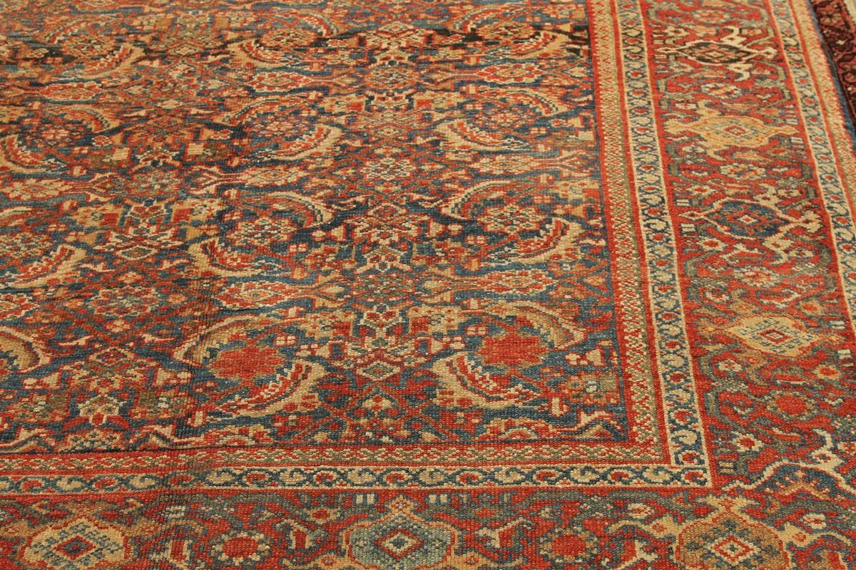 Handgeknüpfter antiker Sultanabad-Perserteppich in rotem Blumenmuster von Teppich & Kelim im Zustand „Gut“ im Angebot in Long Island City, NY