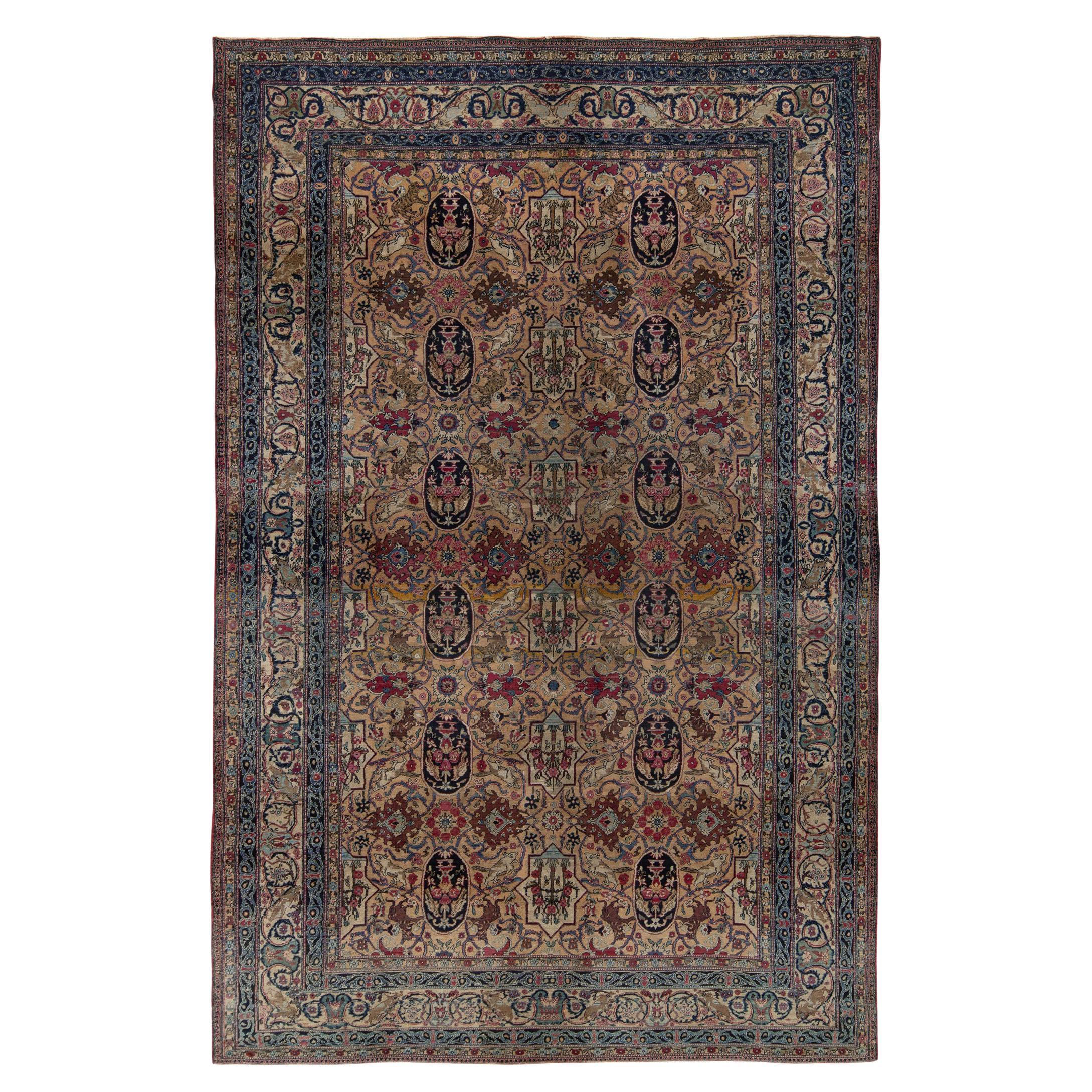 Antiker Teheraner Perserteppich aus persischem Teppich in Königsblau, Wein und Beige mit Blumen von Rug & Kilim im Angebot