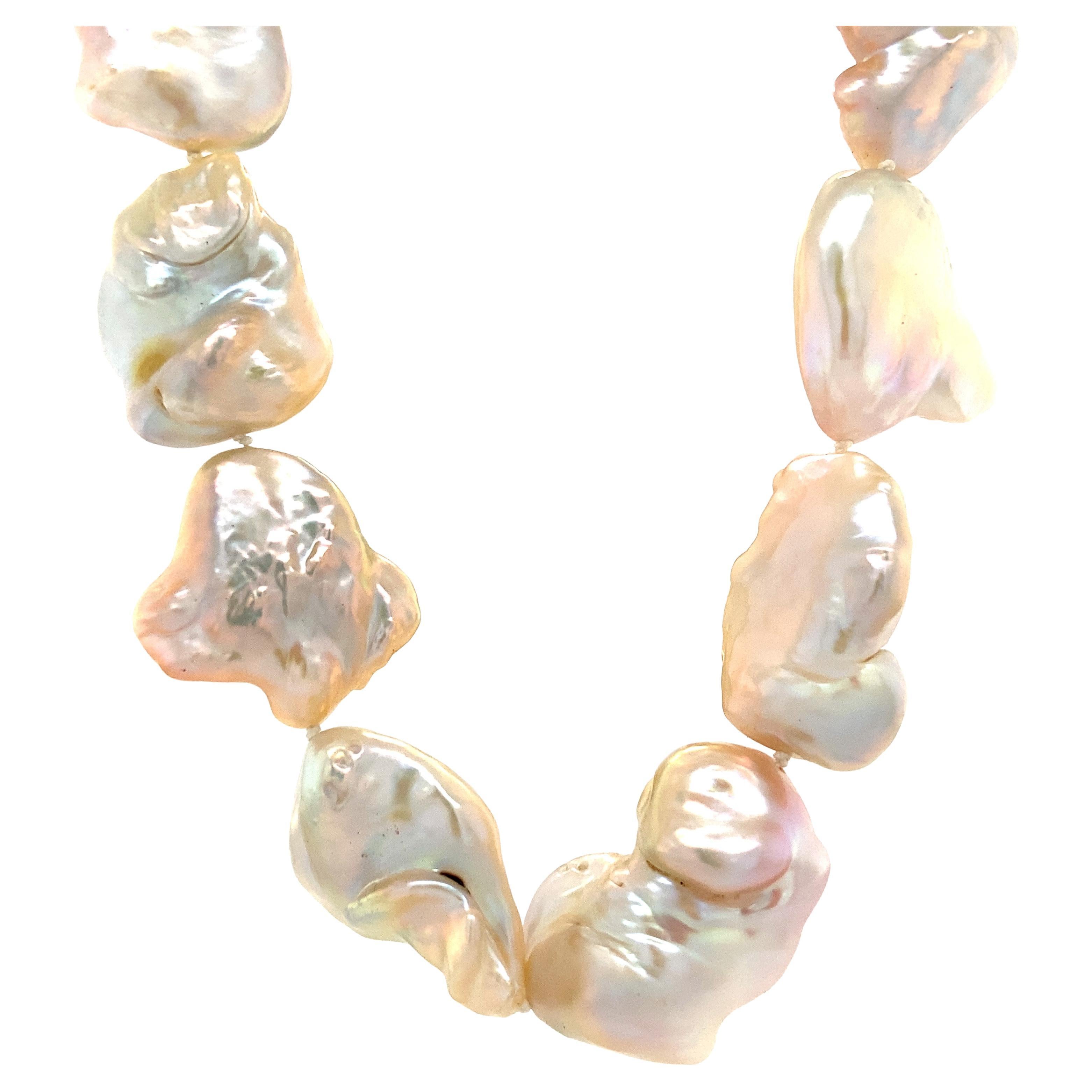 What is a claddagh ring and what does it mean?