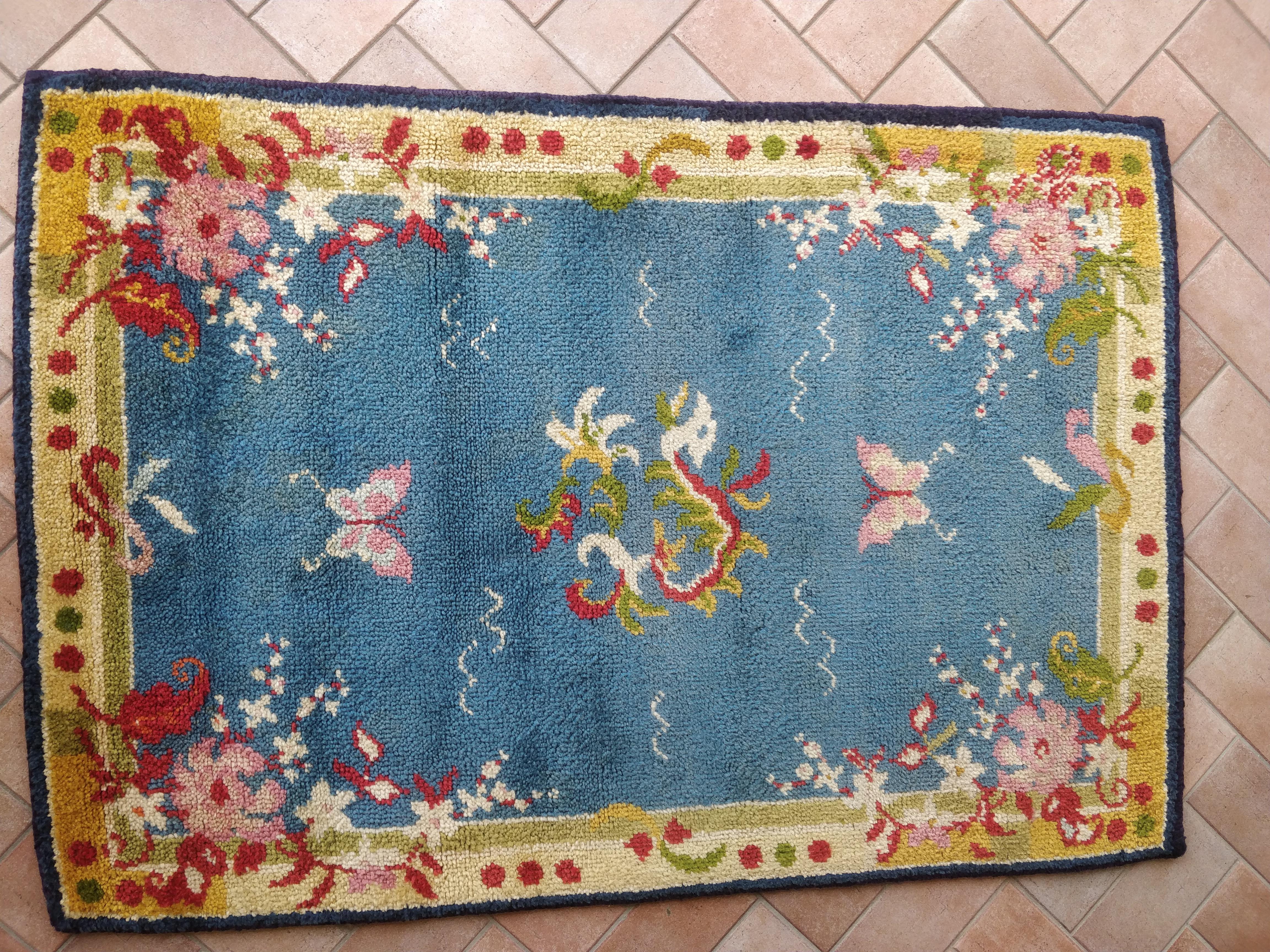 Hand-knotted Cogolin carpet (France)  180 x 123 For Sale 1