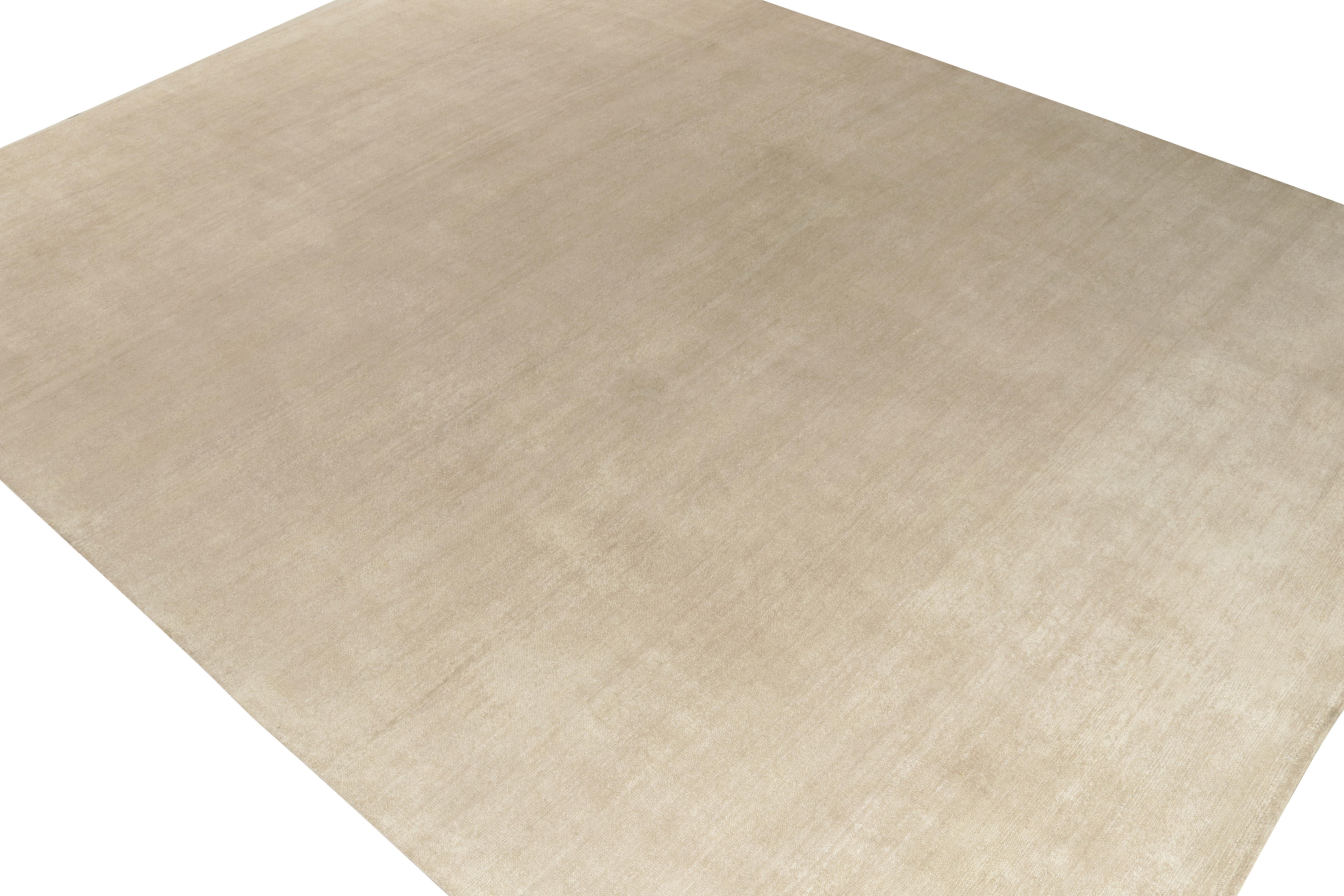 Handgeknüpfter zeitgenössischer Teppich und Kelim-Teppich aus reiner Seide in Beige, Creme (Moderne) im Angebot