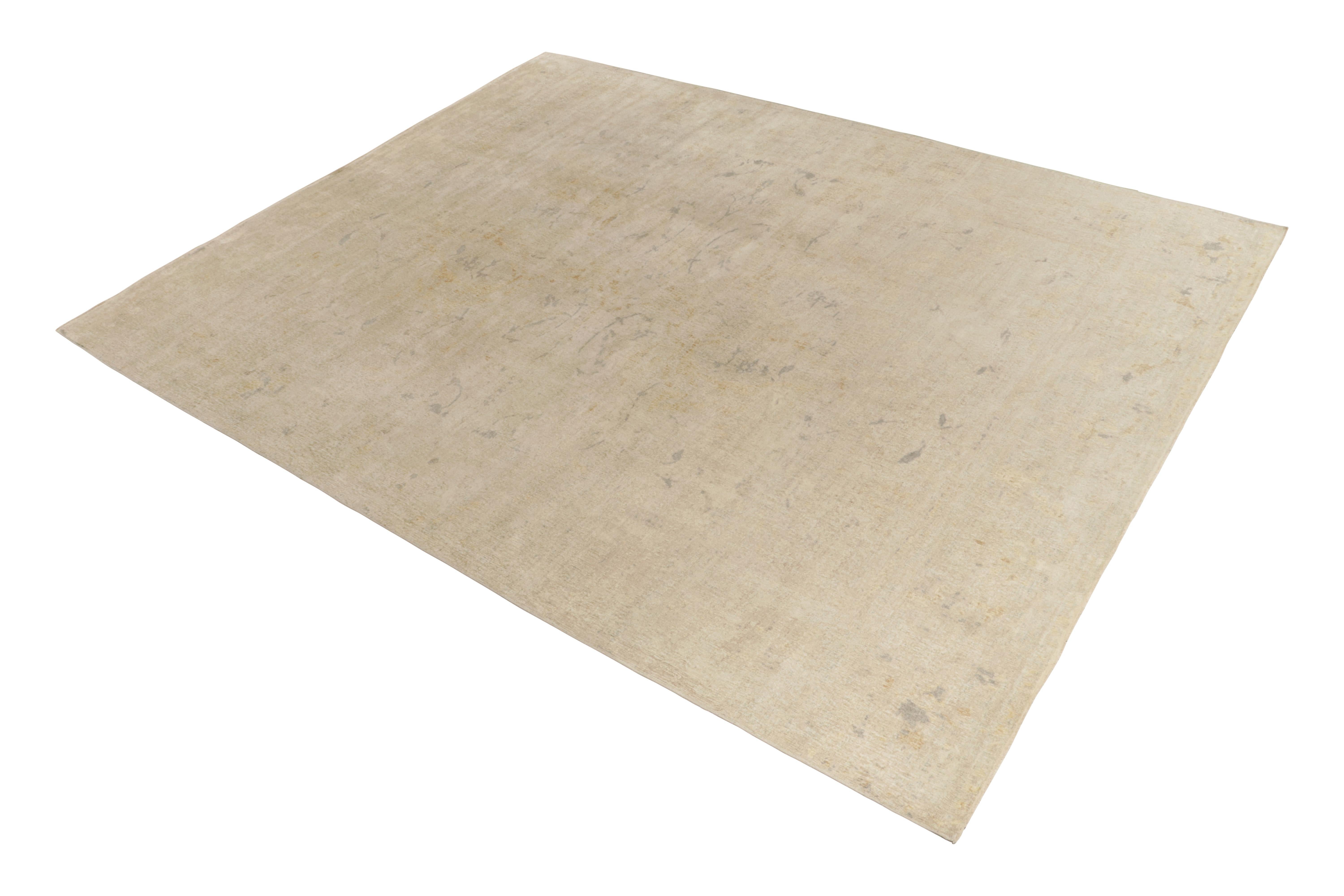 Art déco Tapis Contemporary noué à la main en Beige-Brown, Gray Muted Patterns byRug & Kilim en vente