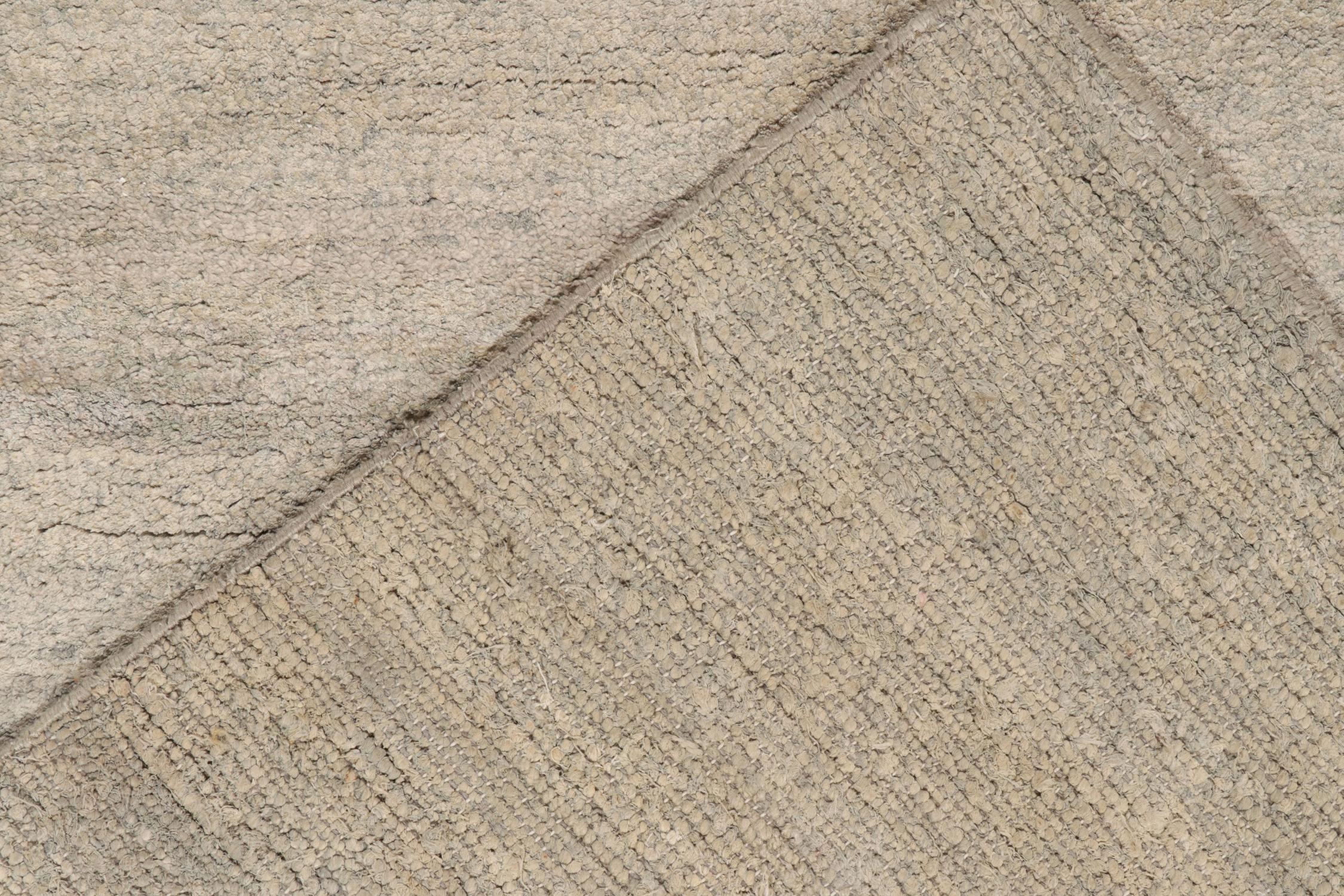 Handgeknüpfter zeitgenössischer Teppich in gestreiftem Grau aus Teppich und Kelim (21. Jahrhundert und zeitgenössisch) im Angebot