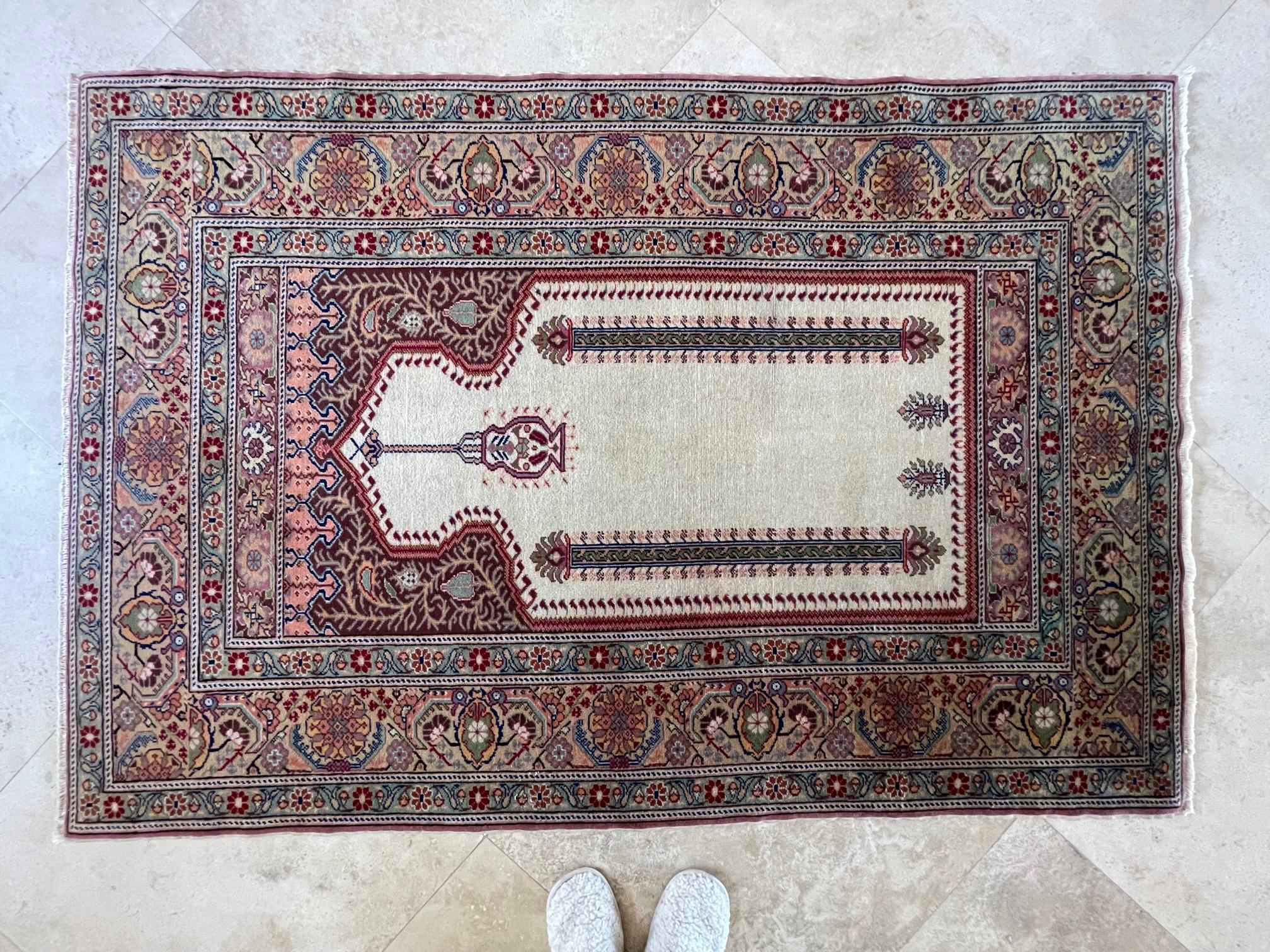 Hand Knotted Cream Geometric Turkish Anatolia Prayer Design Rug, circa 1980 For Sale 3