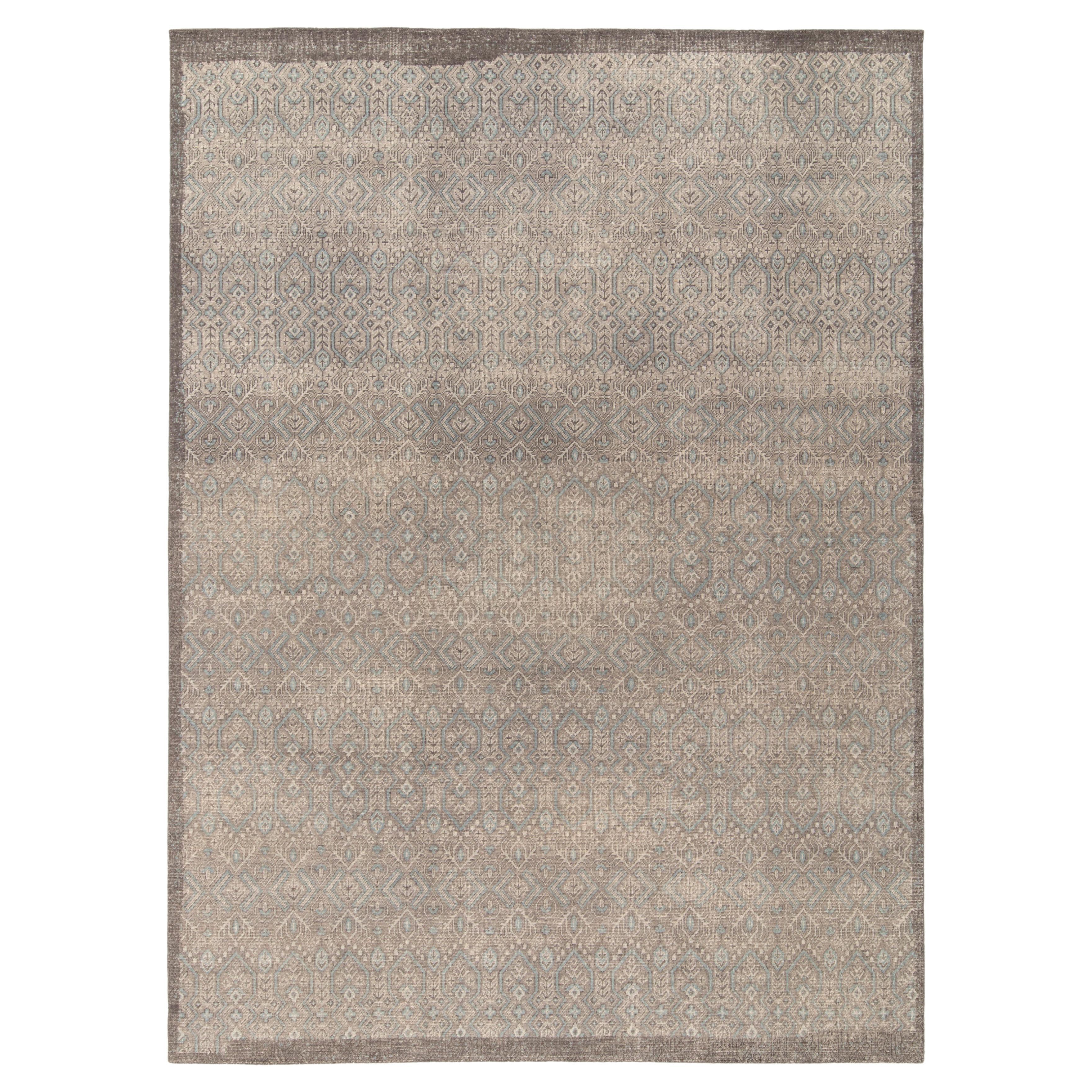 Handgeknüpfter Teppich & Kelim-Teppich im Distressed-Stil, grau, blaues geometrisches Muster