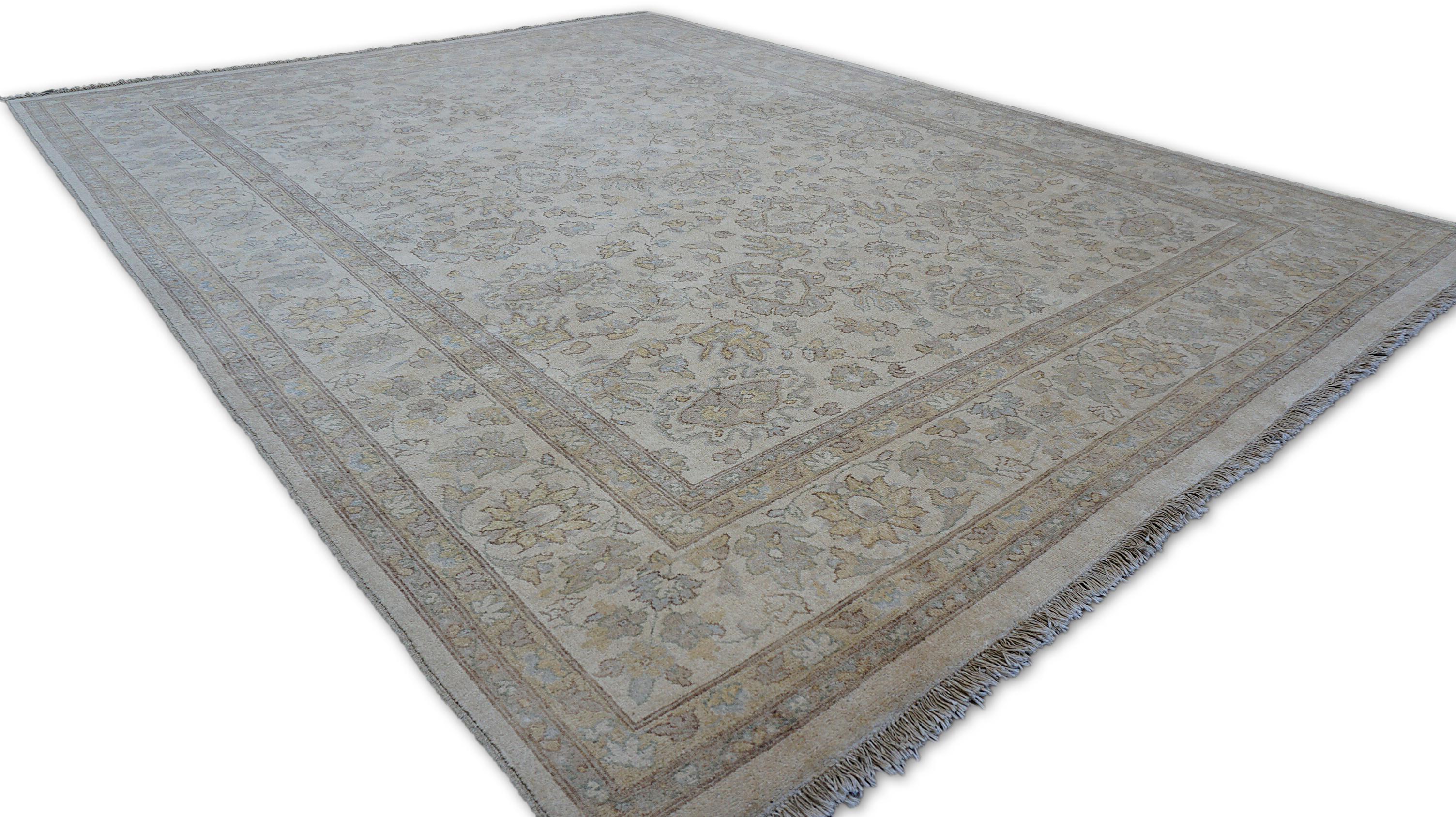 Néoclassique Tapis de laine à motifs Sultanabad noués à la main 8'10''x11'11''. en vente