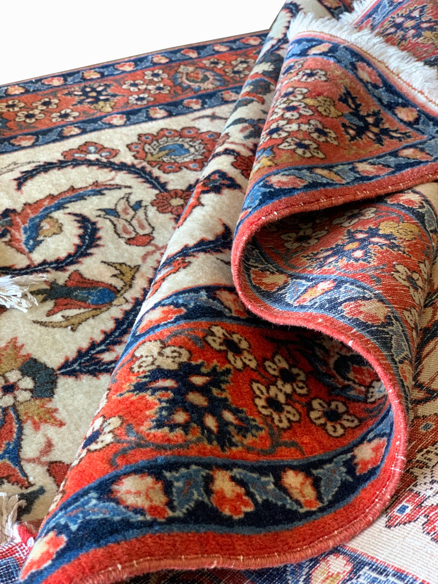 Hand-Knotted Floral Cream Carpet, Ivory Oriental Wool Area Rug In Excellent Condition In Hampshire, GB