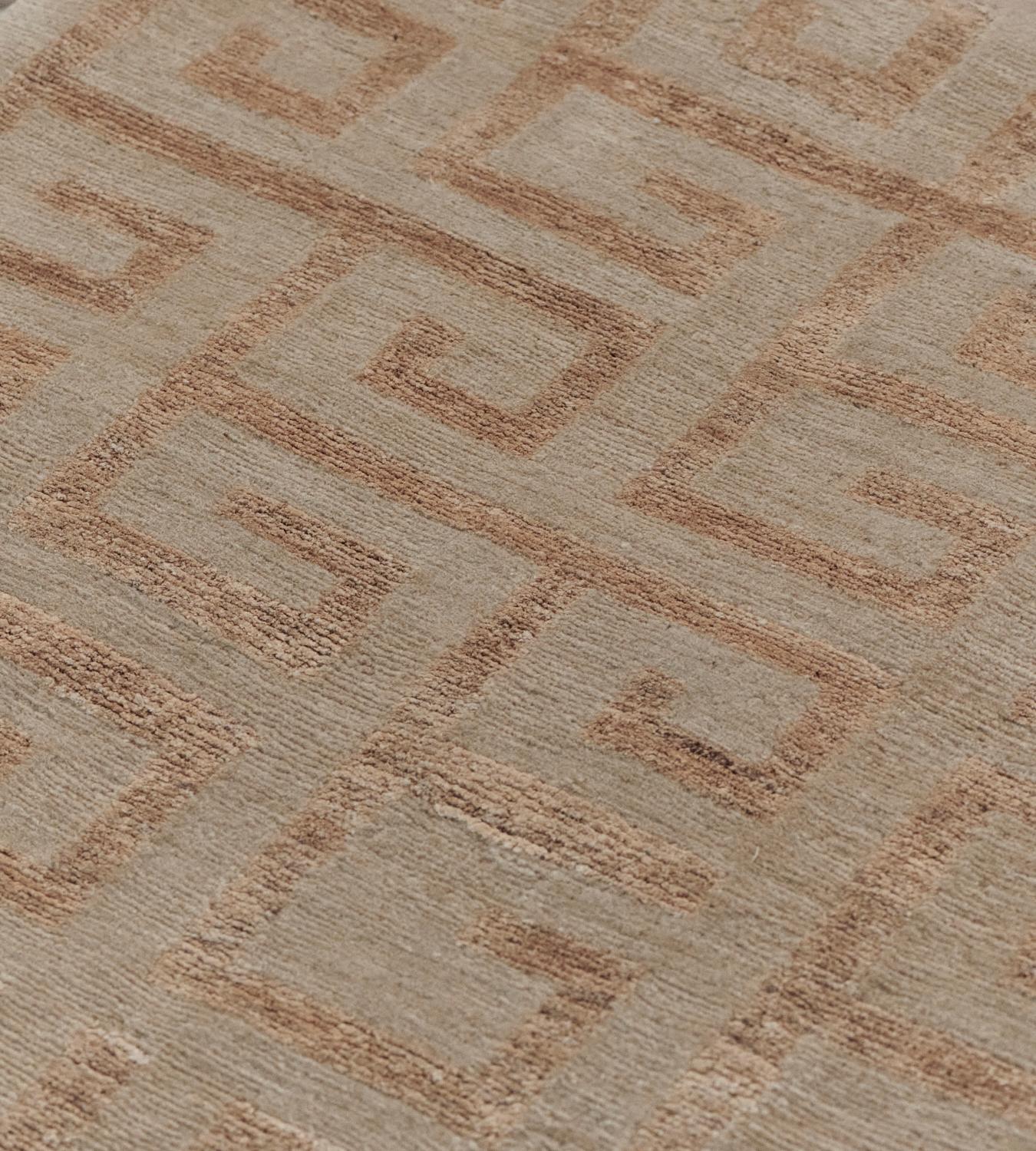 Knots Rugs in canapa con motivi a chiave greca, annodato a mano In condizioni Nuovo in vendita a West Hollywood, CA
