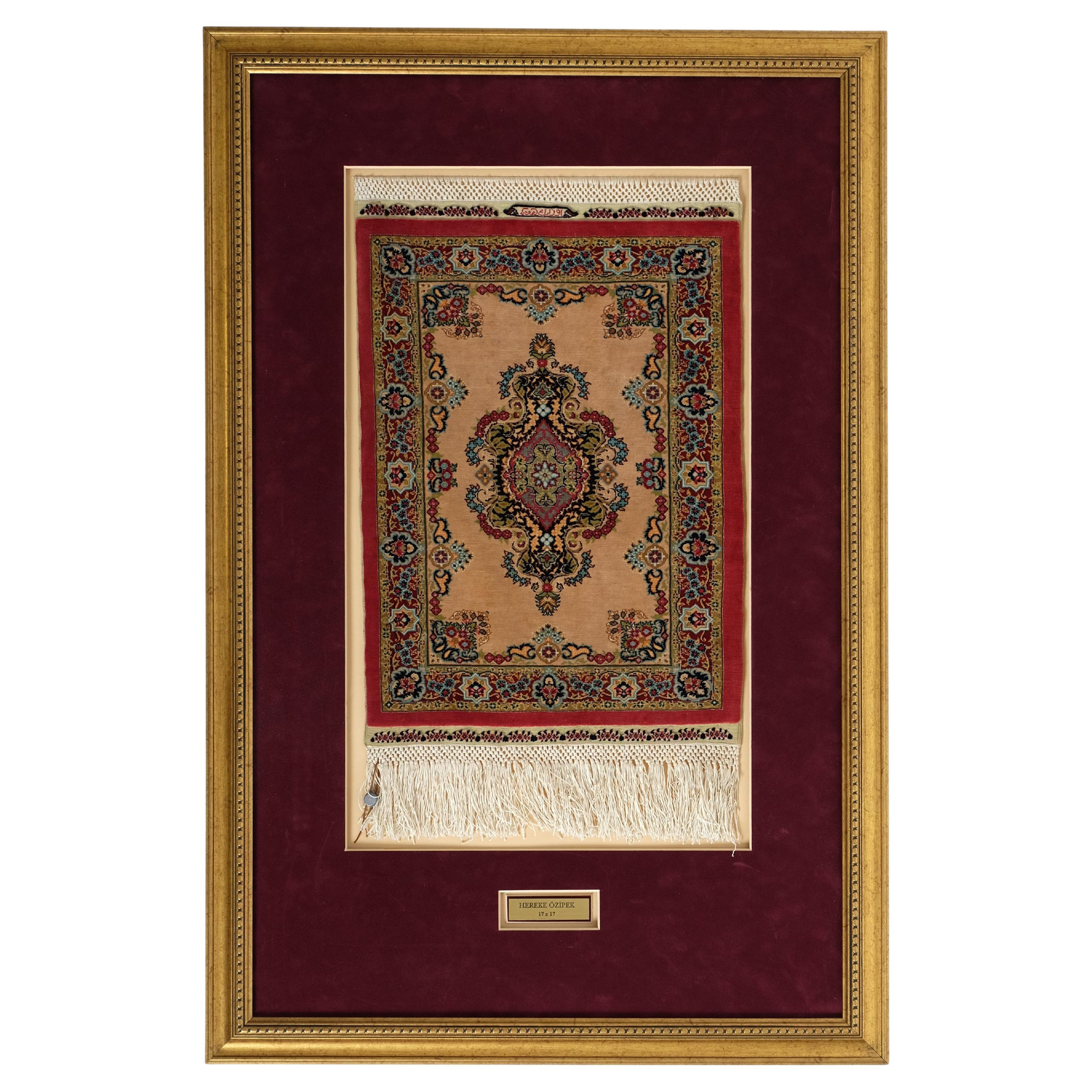 Tappeto da parete in seta Hereke Özipek annodato a mano con cornice, 17 x 17 nodi, Turchia