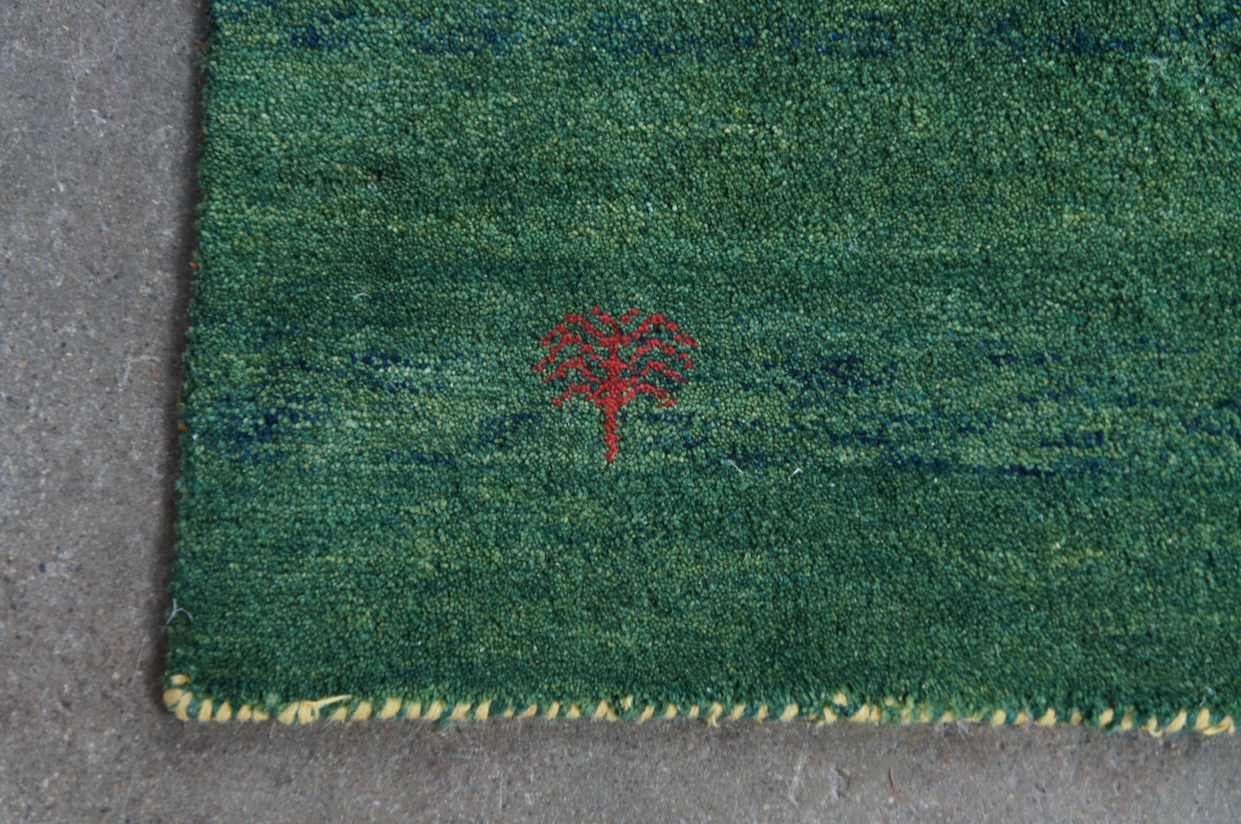 Tapis de sol indien noué à la main Gabbeh Laine Vert Moderne Figures Tapis 4 x 6' en vente 1