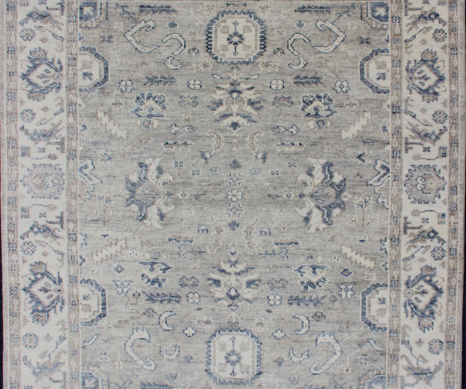 Contemporary Hand-Knotted Indian Wool Oushak Rug in Cool Neutral Tones For Sale