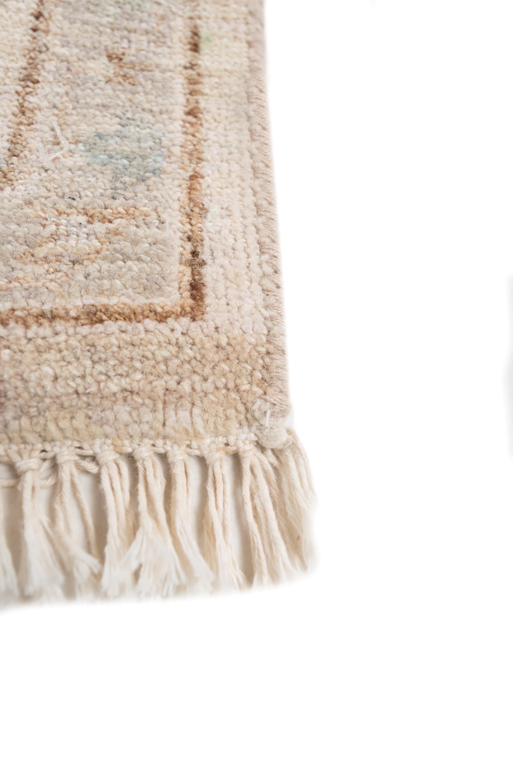 Néo-Renaissance Tapis Jaipur noué à la main en ivoire foncé, design texturé d'inspiration vintage en vente