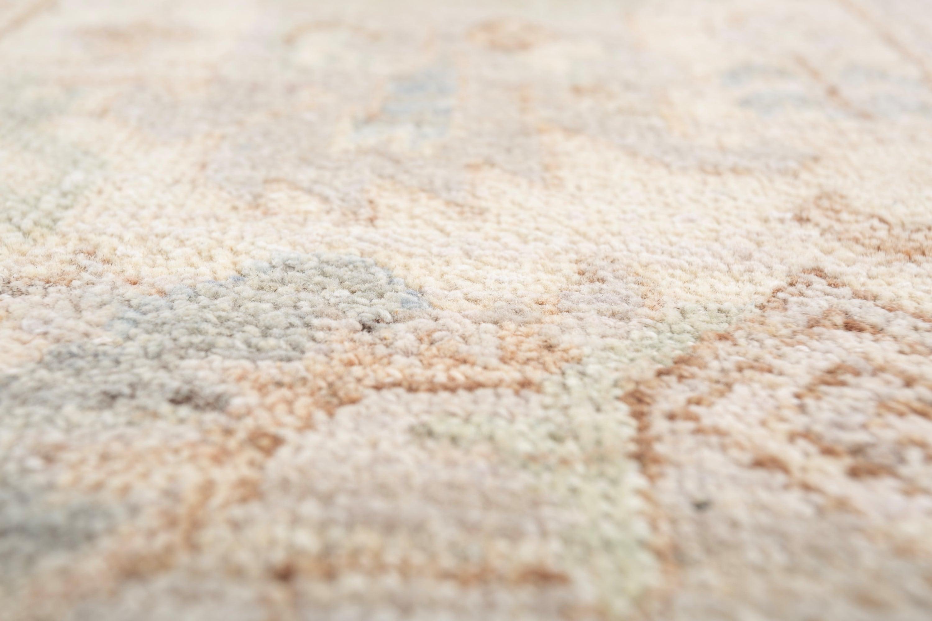 Indien Tapis Jaipur noué à la main en ivoire foncé, design texturé d'inspiration vintage en vente