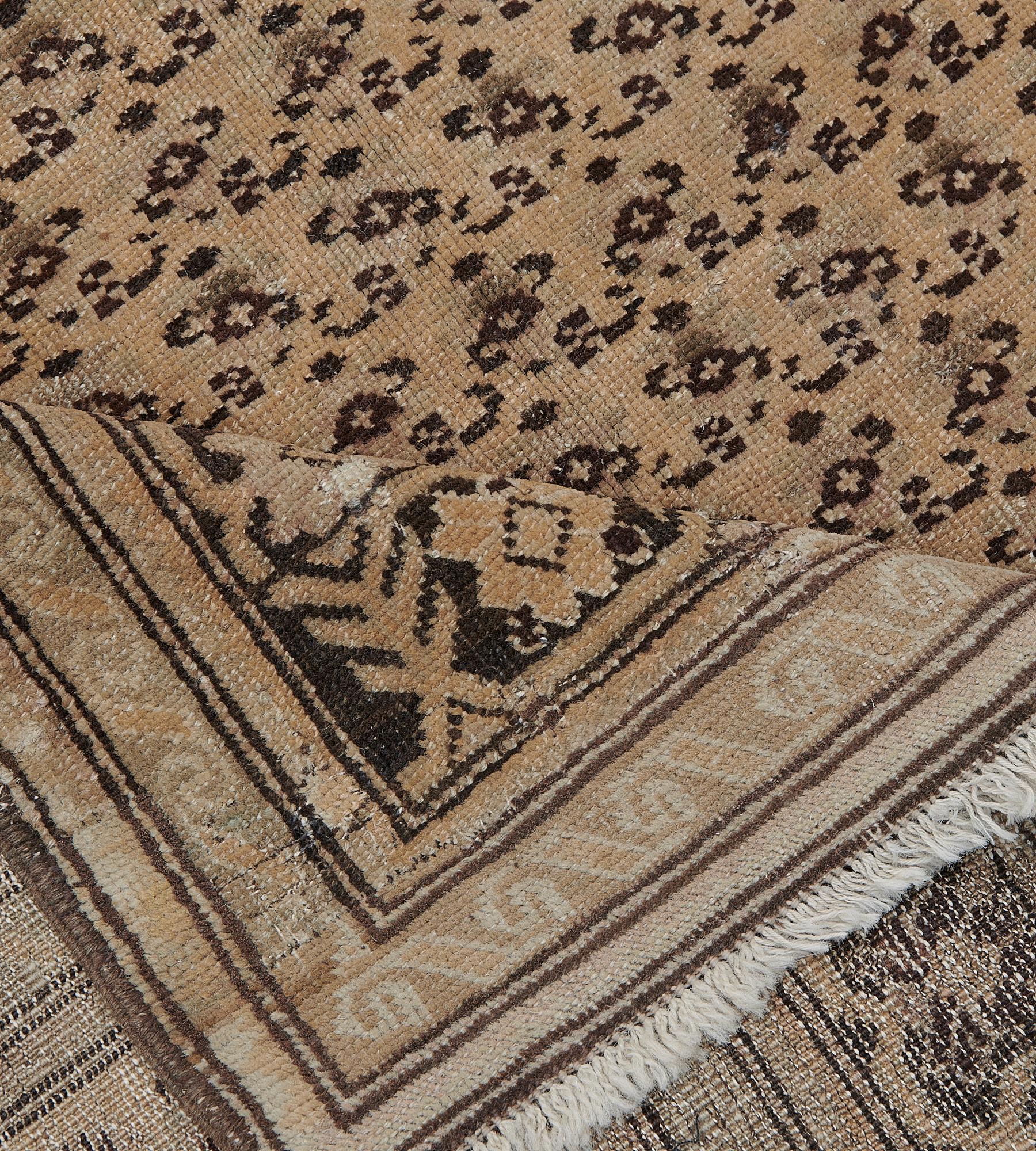 Hand Knotted Late 19th Century Wool Karabagh Runner For Sale 4
