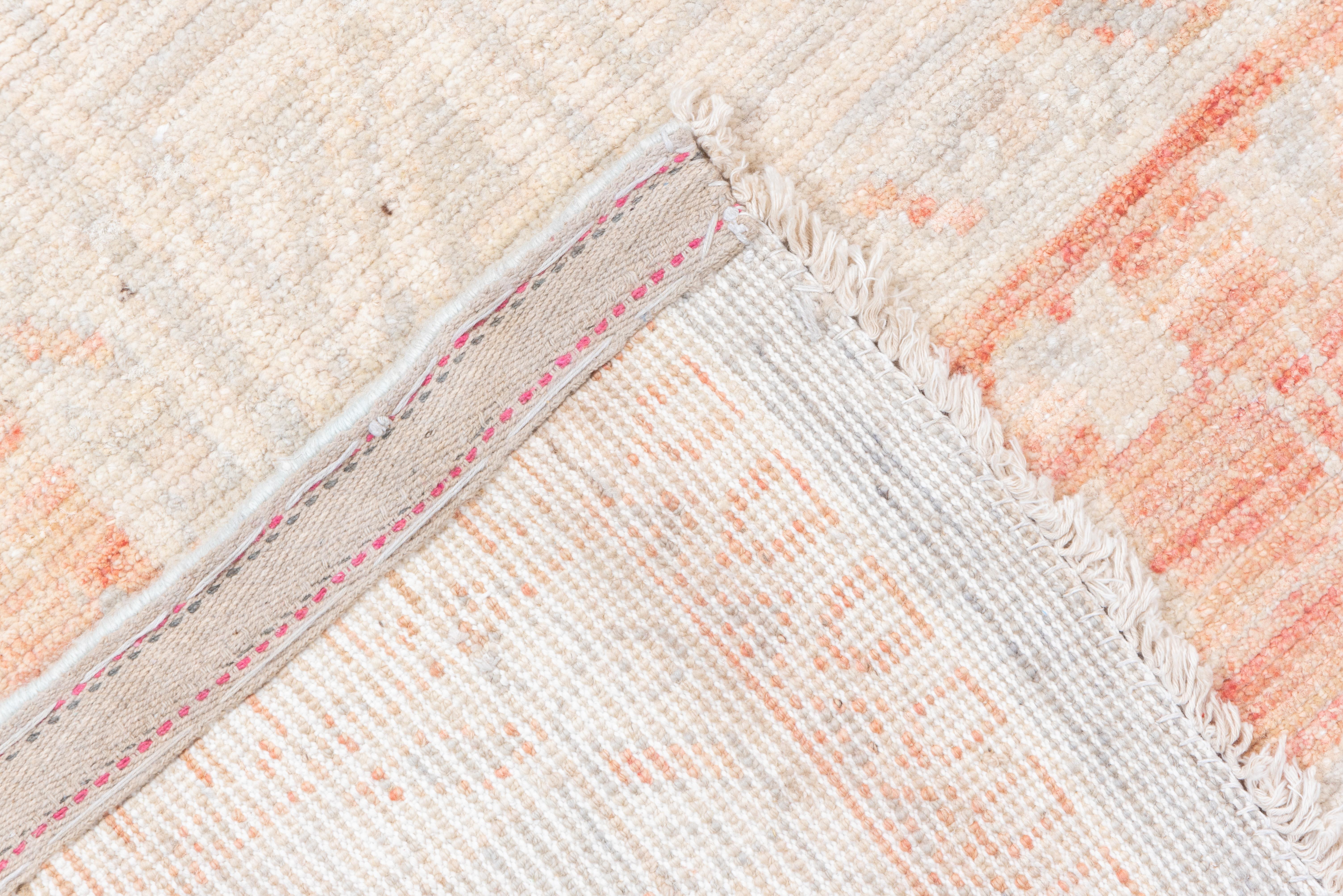 Wool Hand Knotted Light Gray Khotan Design Rug, Salmon Colored Borders