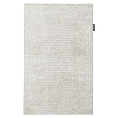 Hand Knotted Minimal Magnetic Flux Rug by Spacewarp