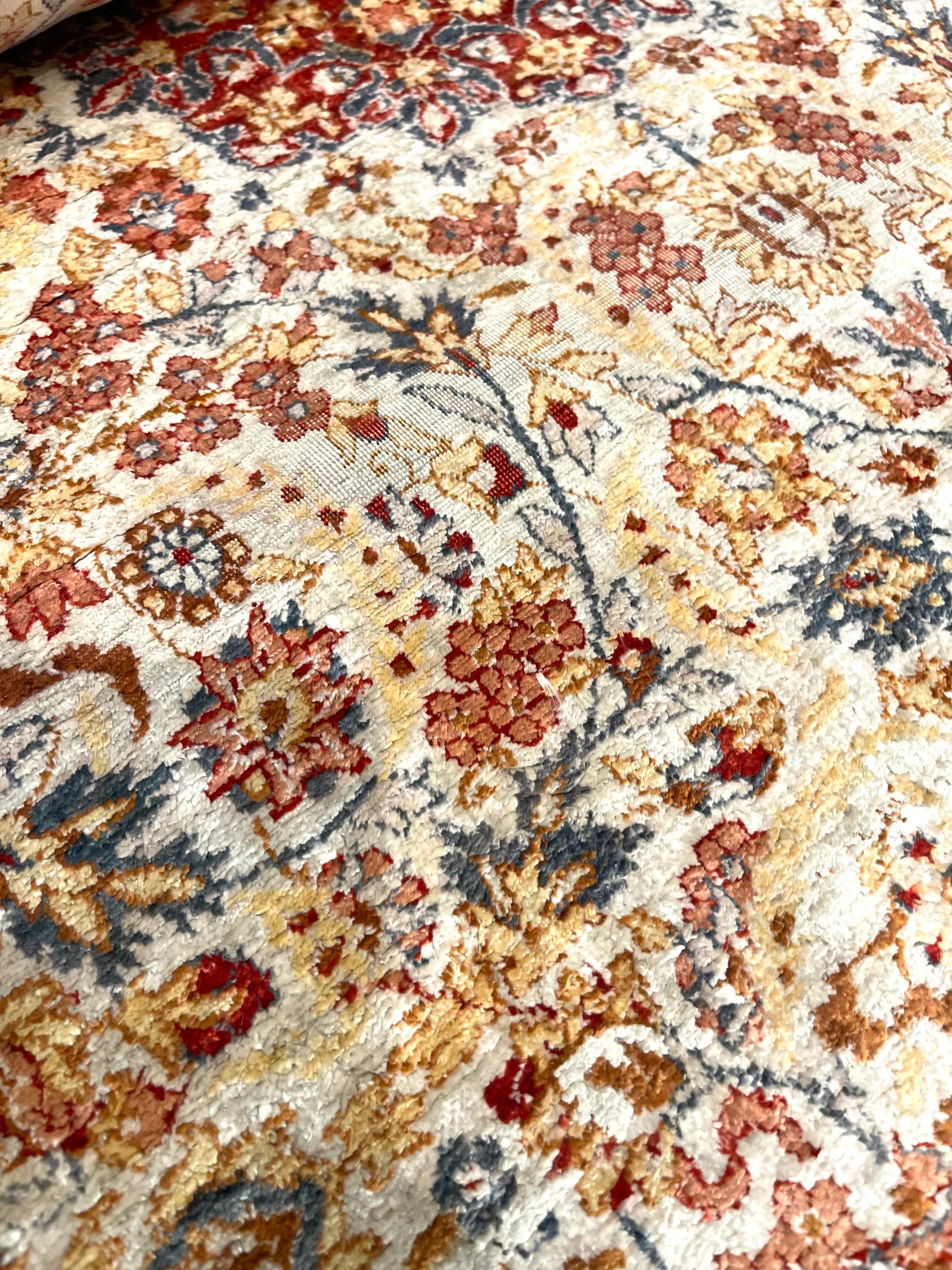 Floral Silk Chinese Rug In Fair Condition For Sale In San Diego, CA