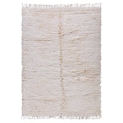 Tapis marocain moderne noué à la main en laine ivoire avec texture Shag