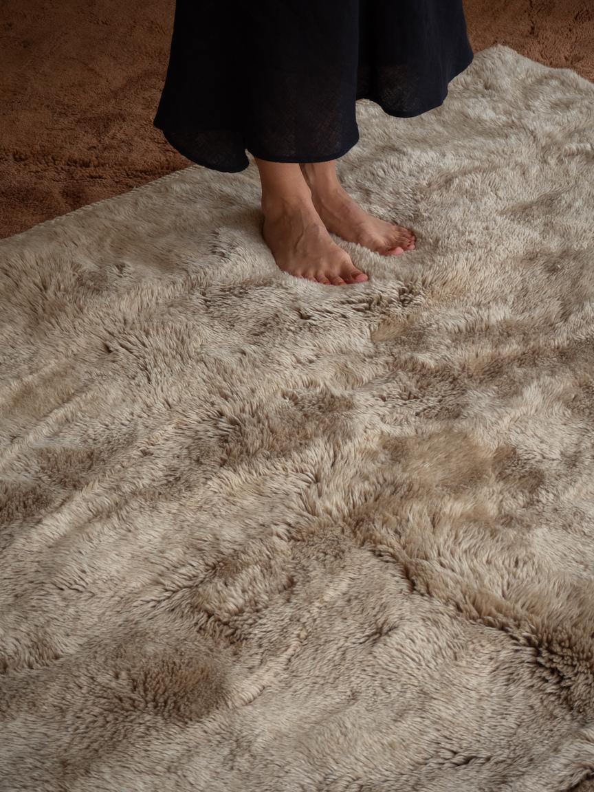Hand-Knotted Moroccan Beni Mrirt rug 5’x7’, Solid Oat Plush Rug, Custom-Made In New Condition For Sale In Marrakech, MA