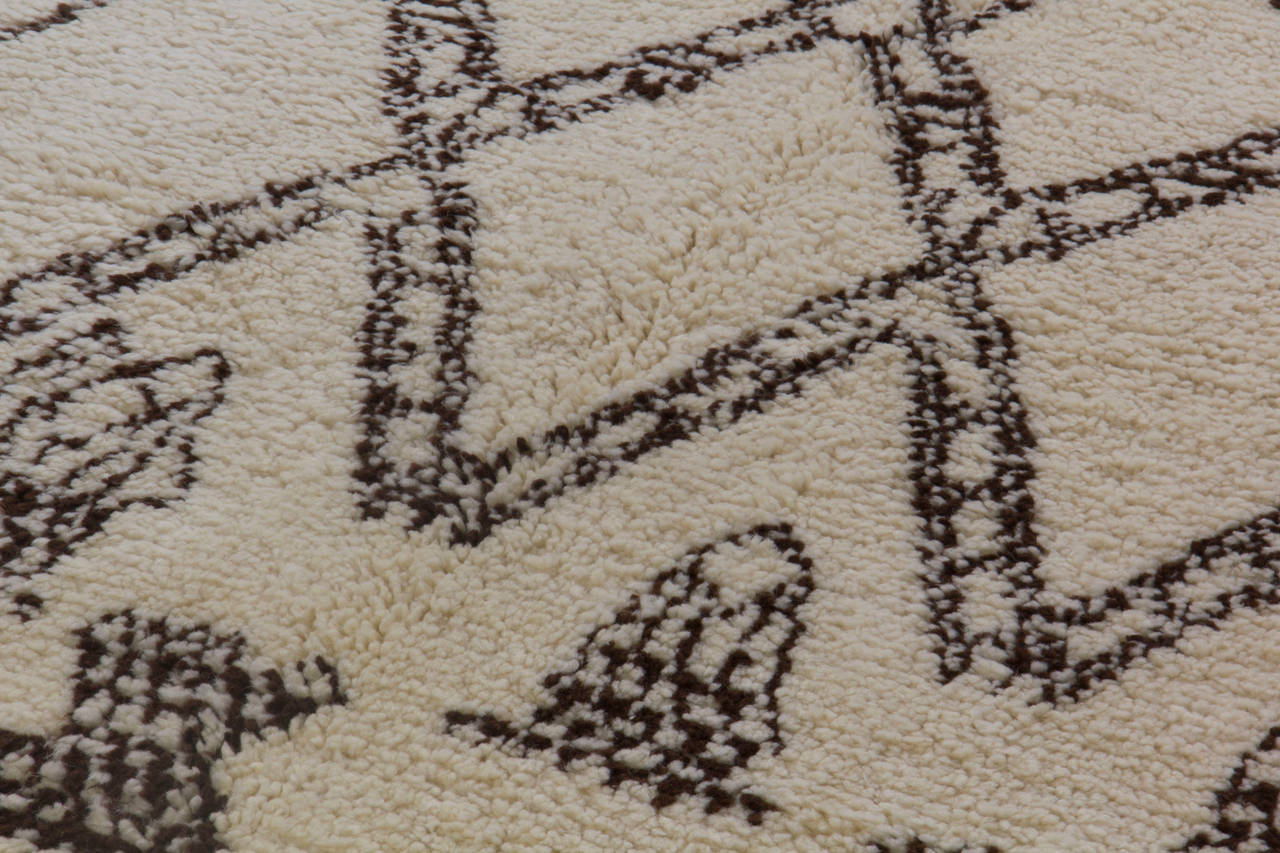 Handgefertigter marokkanischer Beni Ourain-Berberteppich, 100 % Wolle. Kundenspezifische Optionen verfügbar (Handgeknüpft) im Angebot
