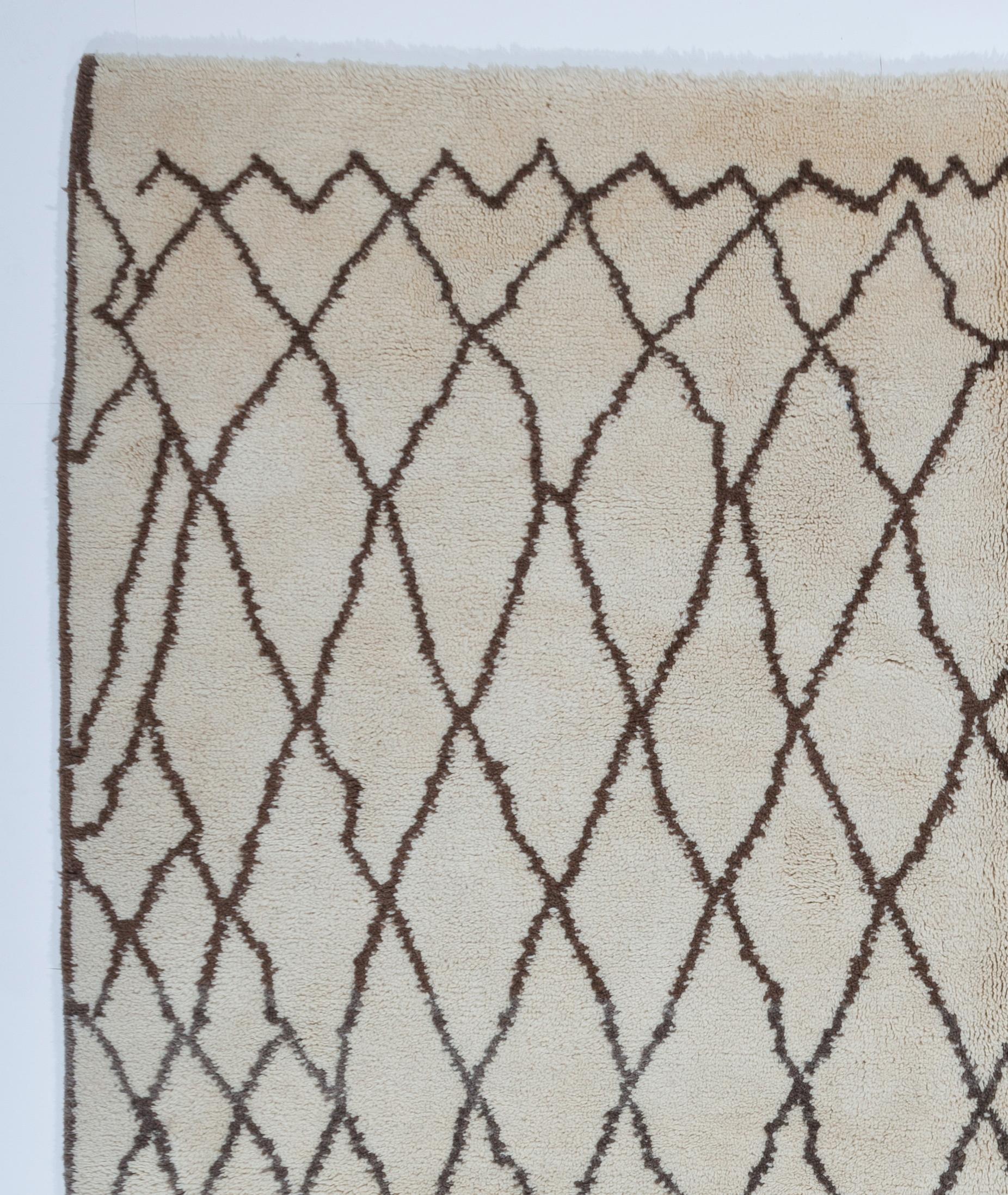 Alfombra Tulu de diseño marroquí anudada a mano. 100% lana. Opciones personalizadas disponibles Anudado a mano en venta